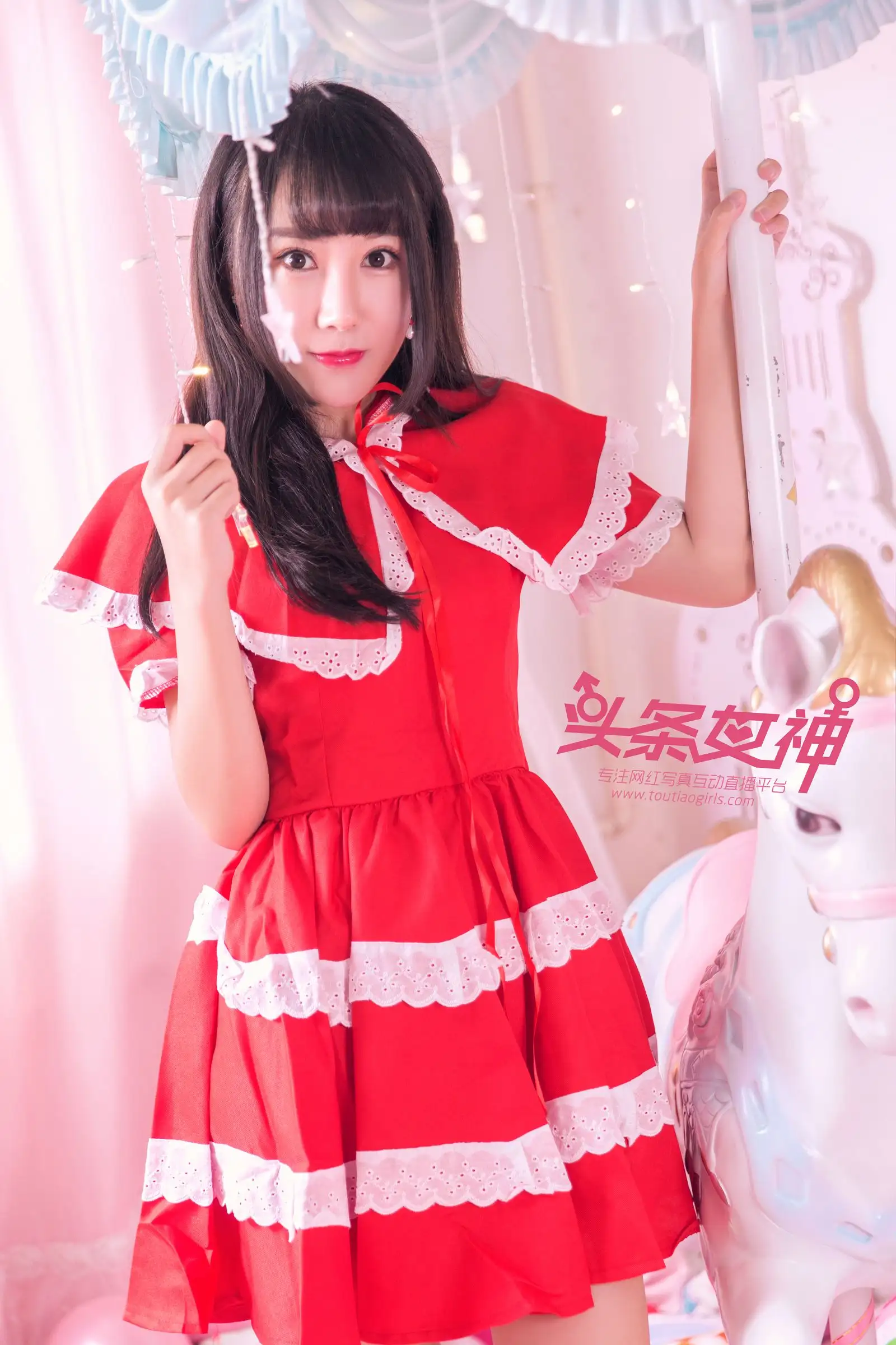 [Toutiaogirls] 2017.09.18 旋转木马 笑笑