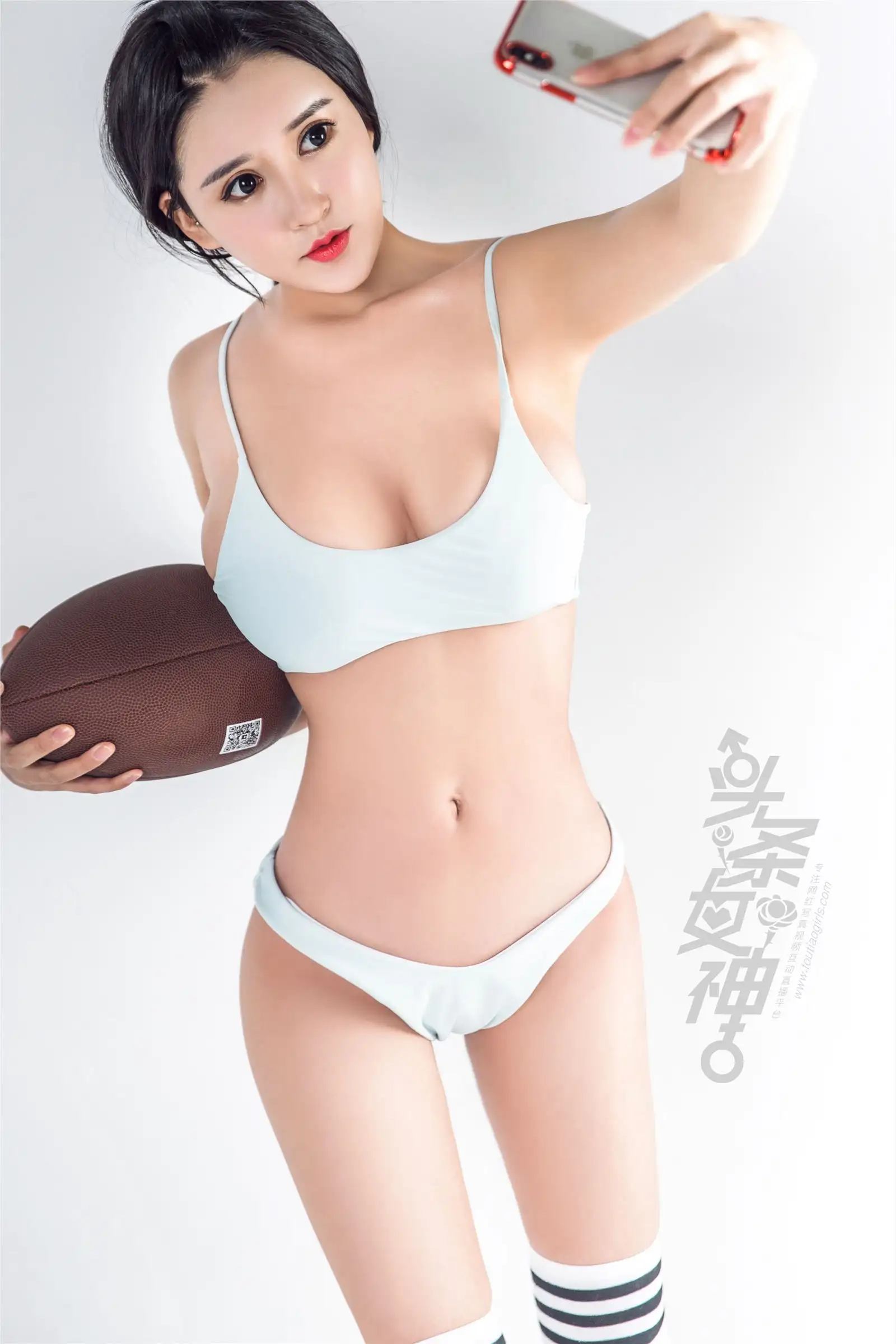 [Toutiaogirls] 2018.02.02 白一晗超级碗女郎