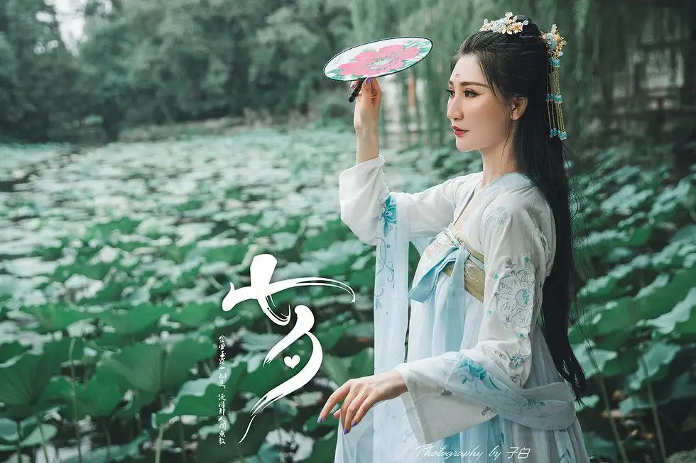 [Toutiaogirls头条女神] 2019.08.07 玄子