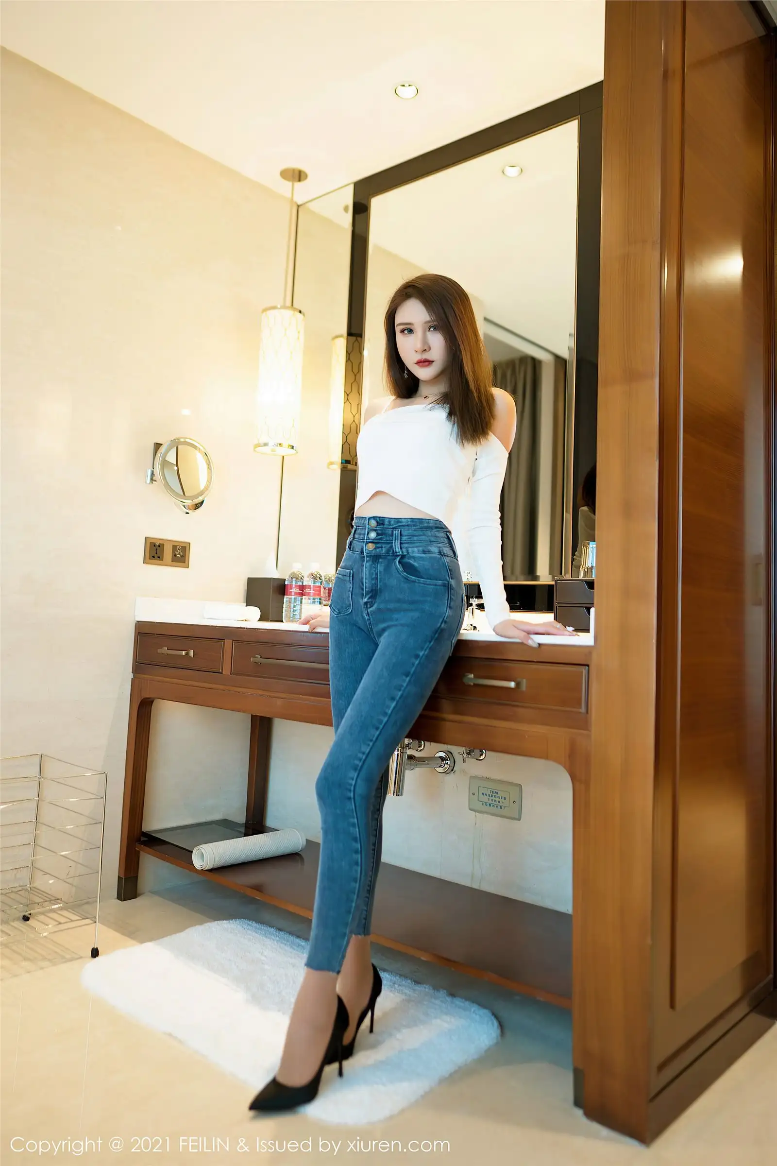 [FEILIN嗲囡囡] 2021.05.13 NO.389 Emily顾奈奈