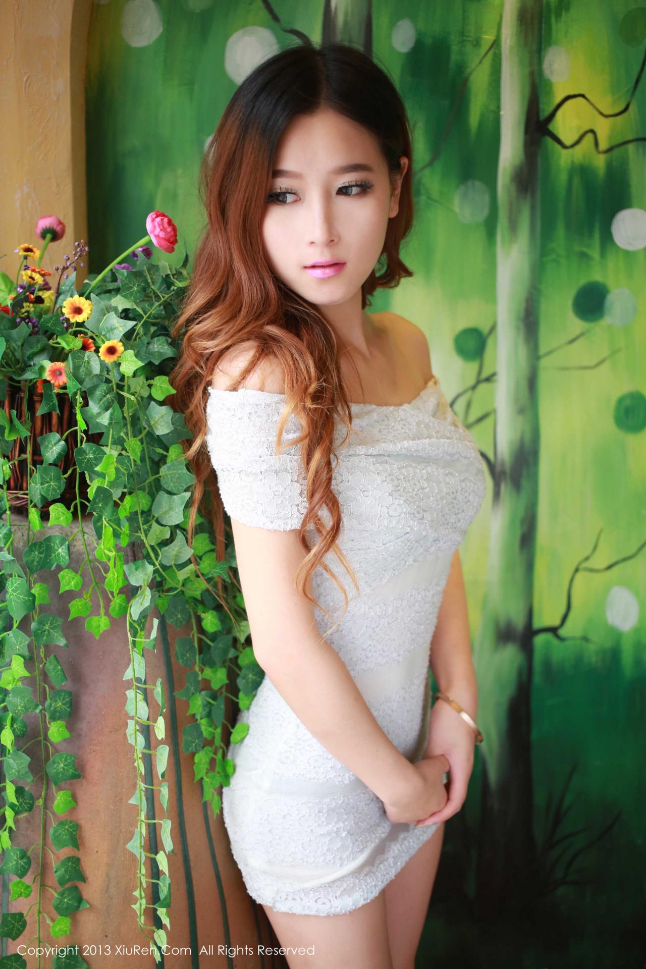 [XiuRen秀人网] 2013.09.23 No.015 黄密儿