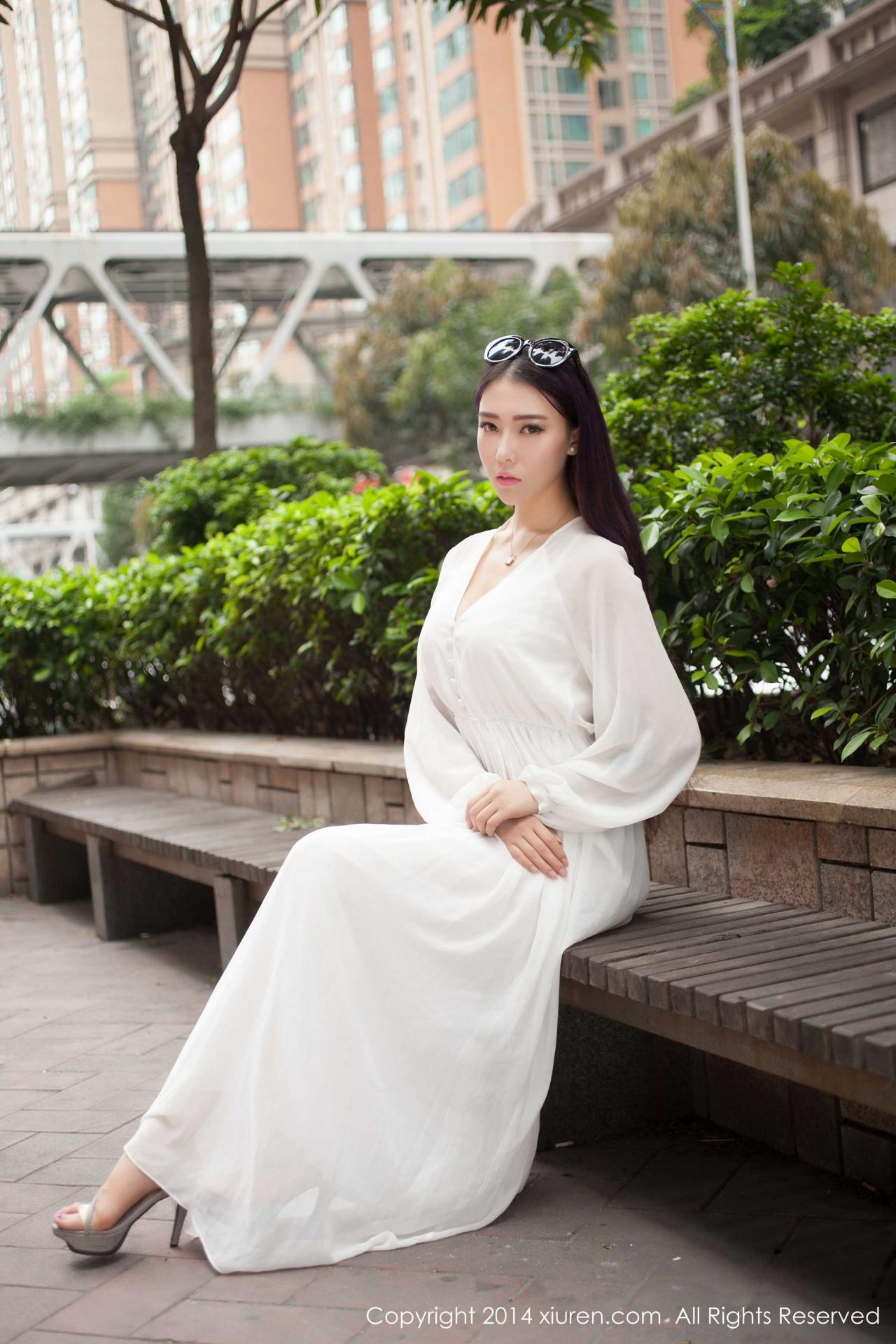 [XiuRen秀人网] 2014.04.29 No.131 梦娜Vanessa [58+1P178M]