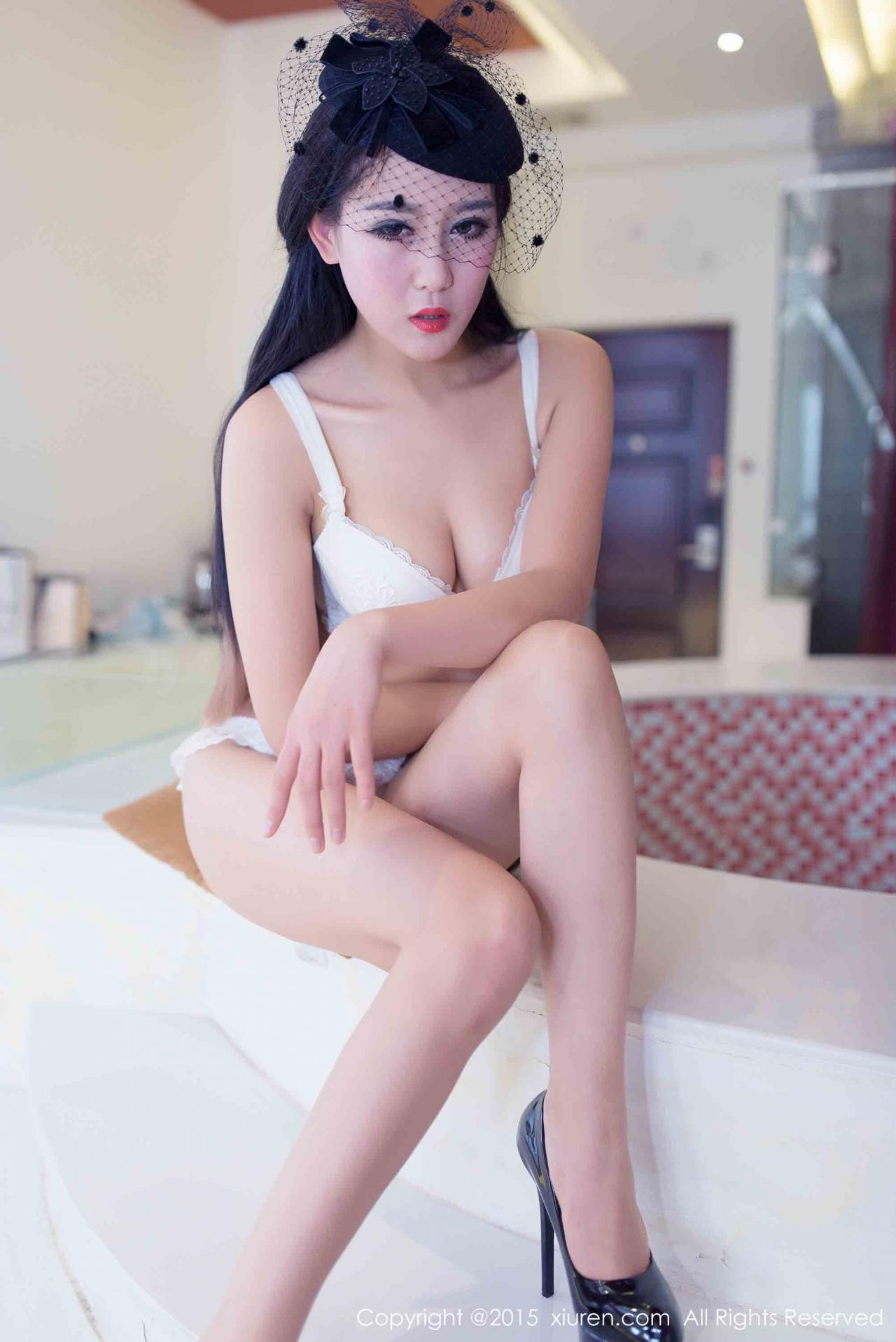 [XiuRen秀人网] 2015.01.15 No.281 猪圈圈Kele [60P113MB]