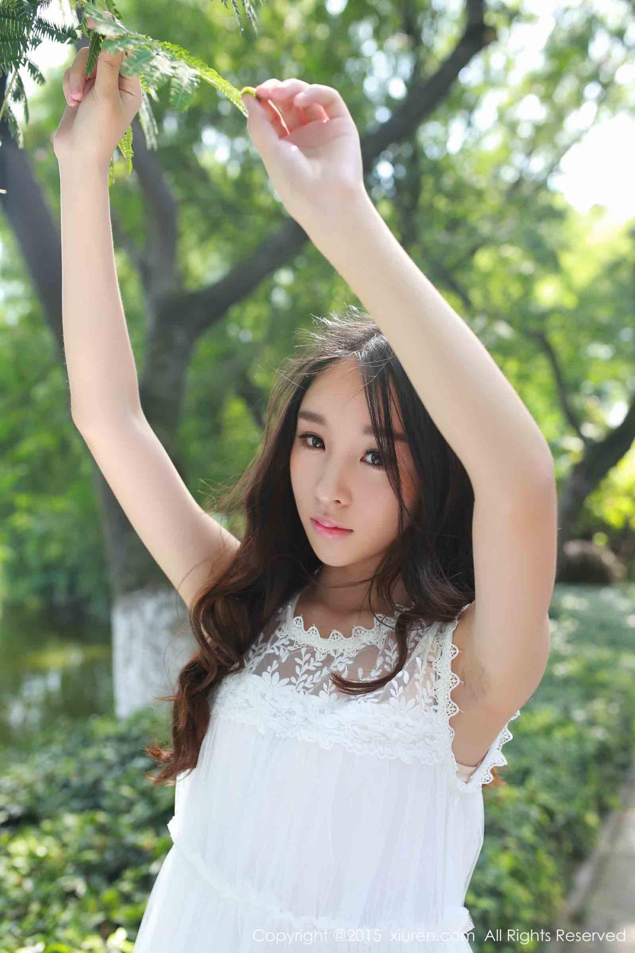 [XiuRen秀人网] 2015.08.05 No.371 梓萱Crystal[45+1P82M]