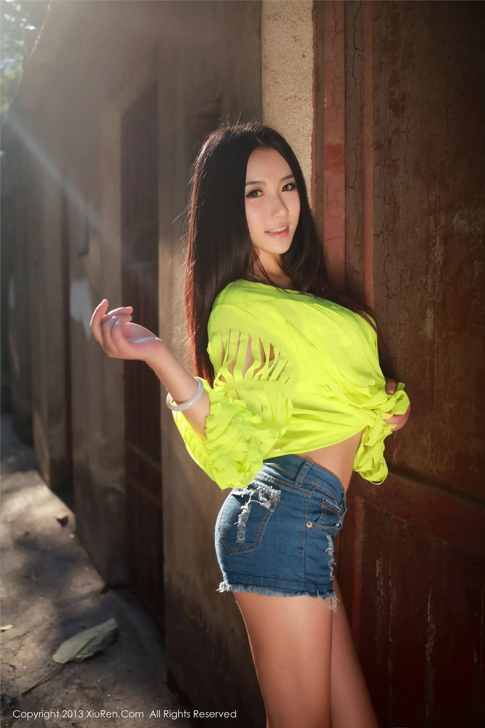 [秀人XIUREN] 2013.09.24 NO.017 MOON嘉依