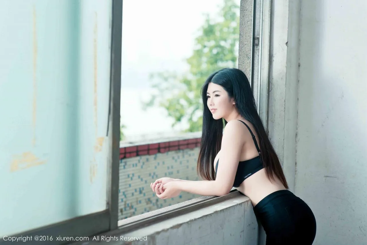 [XiuRen秀人网] 2016.05.03 No.518 娜露Selena [52+1P-188M]