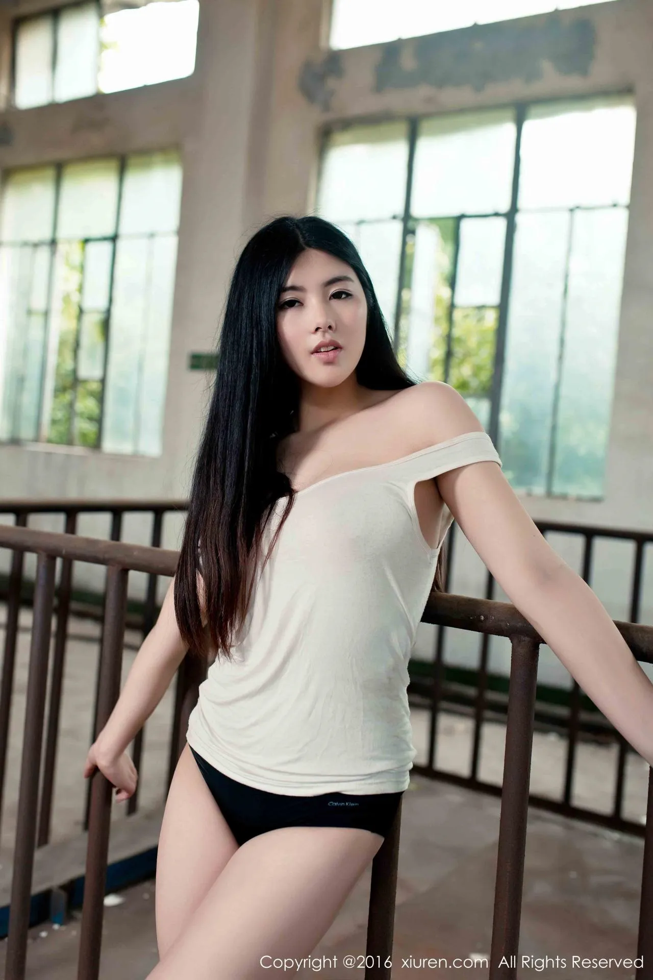 [XiuRen秀人网] 2016.05.03 No.518 娜露Selena [52+1P-188M]