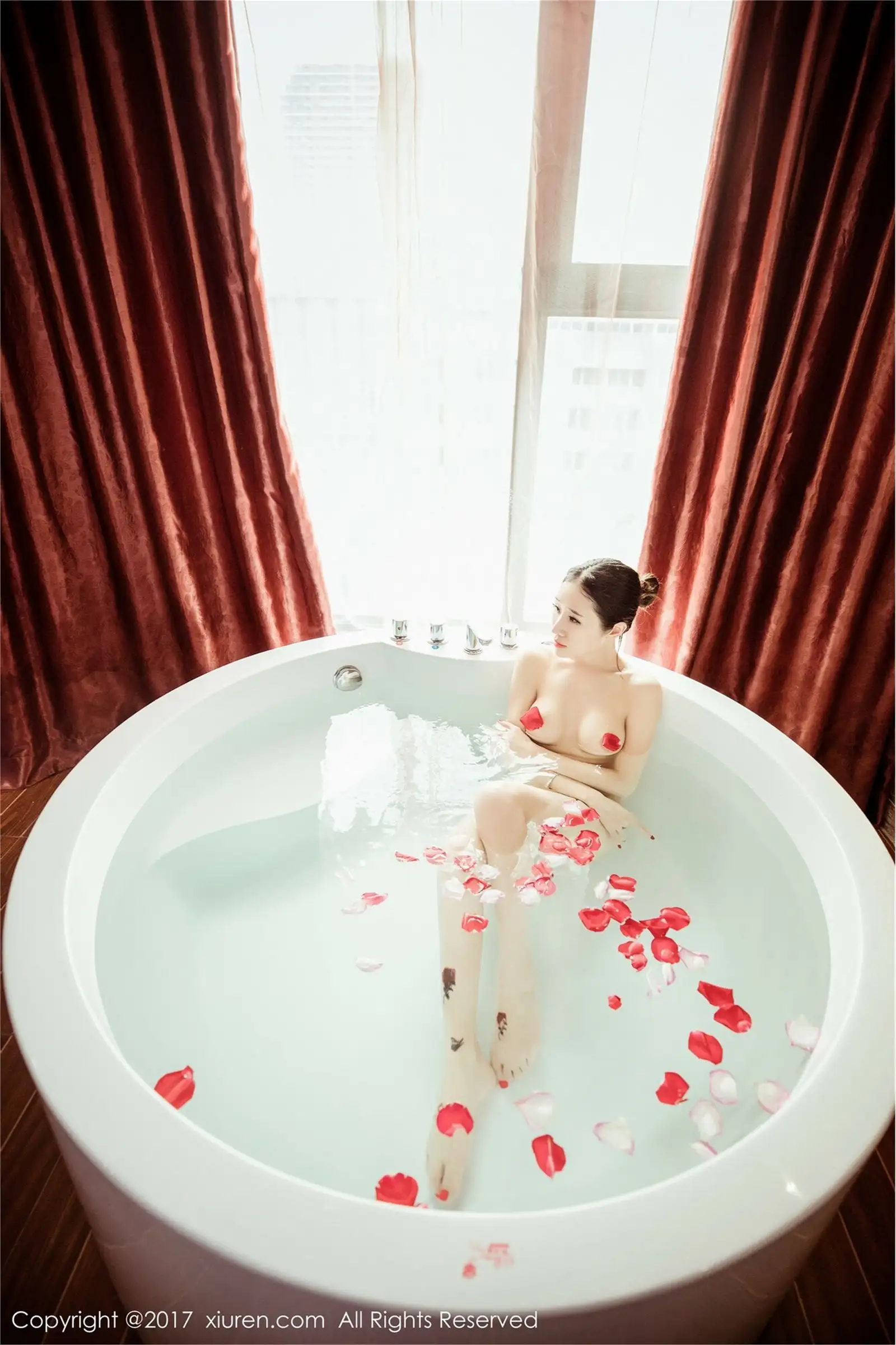 [秀人XIUREN] 2017.05.11 NO.752 馨怡