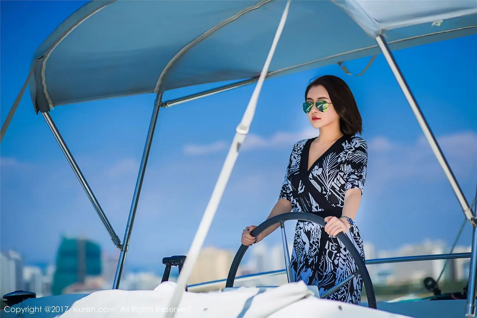 [秀人XIUREN] 2017.11.28 NO.858 海南三亚 廿十