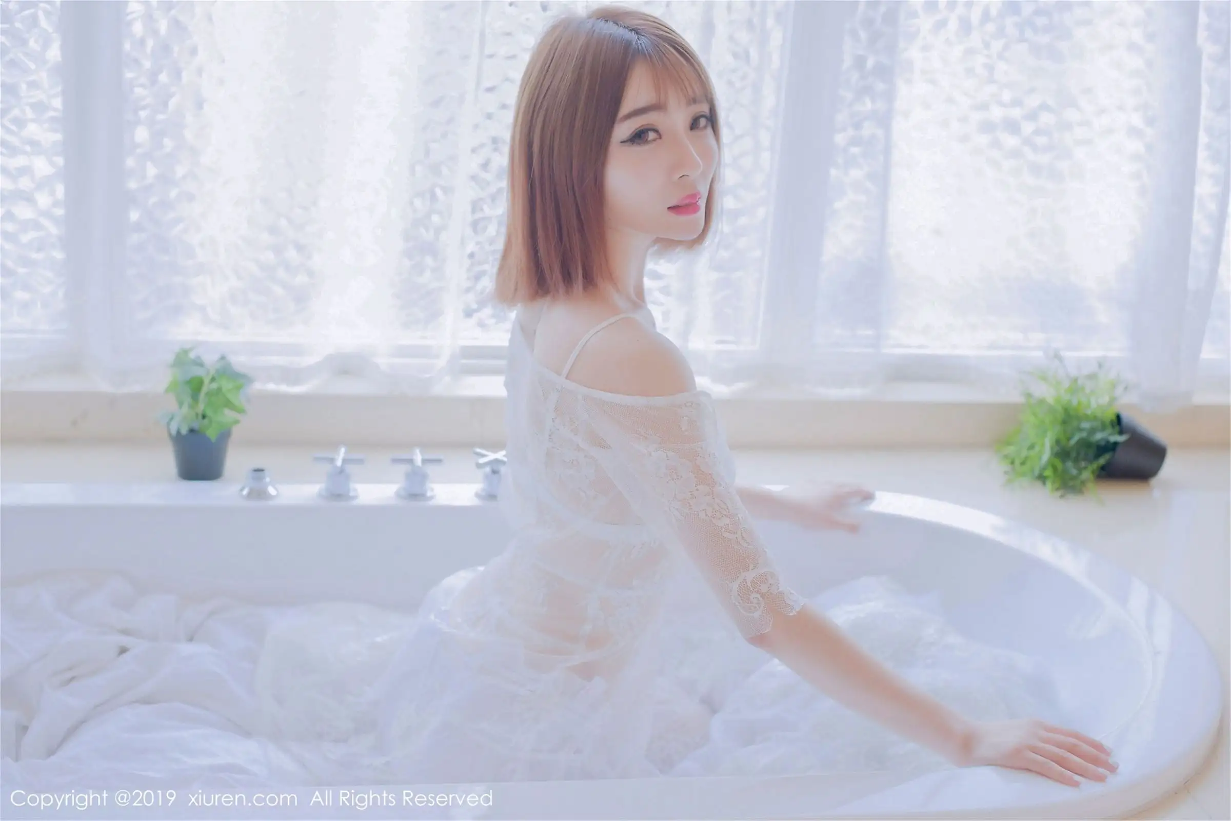 [XIUREN秀人网] 2019.04.19 NO.1406 凌萍儿