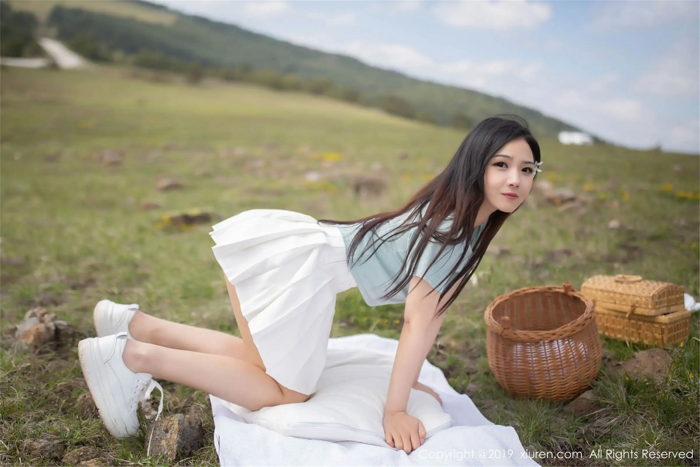 [XIUREN秀人网] 2019.06.13 NO.1495 美胸翘臀一览无遗 徐微微mia