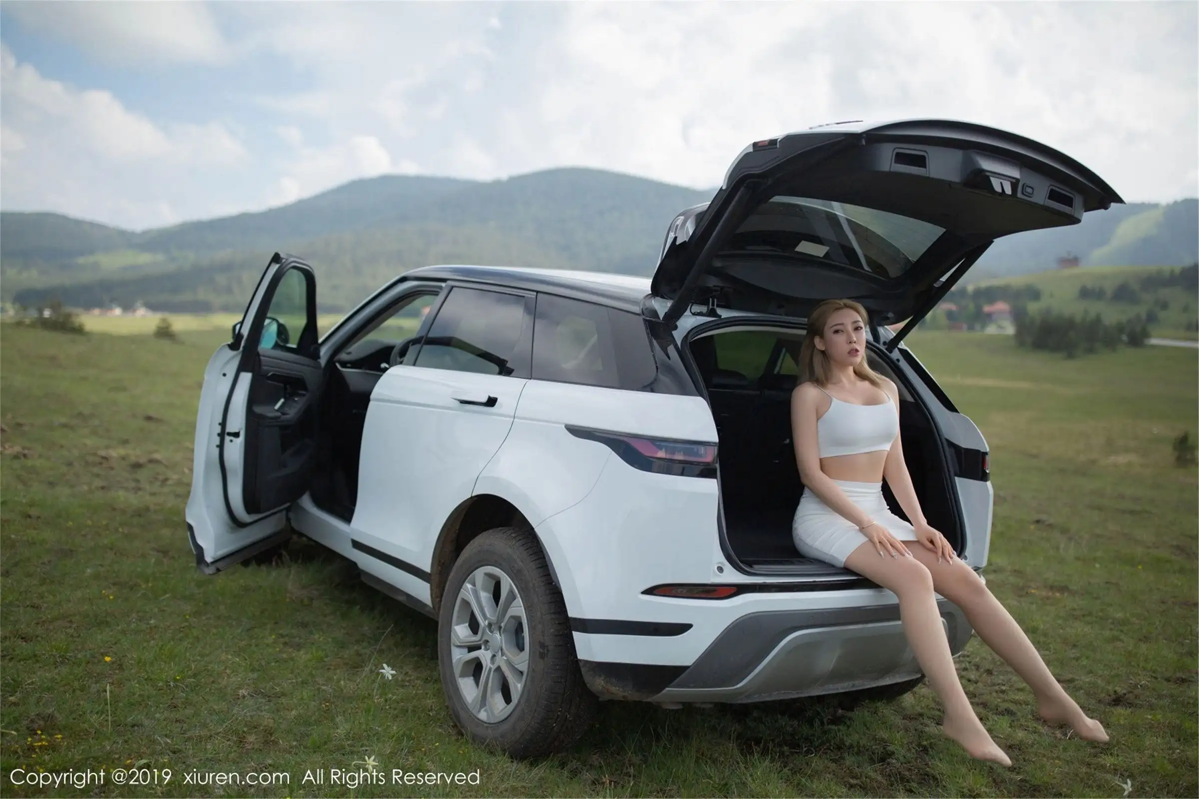 [XIUREN秀人网] 2019.08.05 NO.1595 萌汉药baby很酷