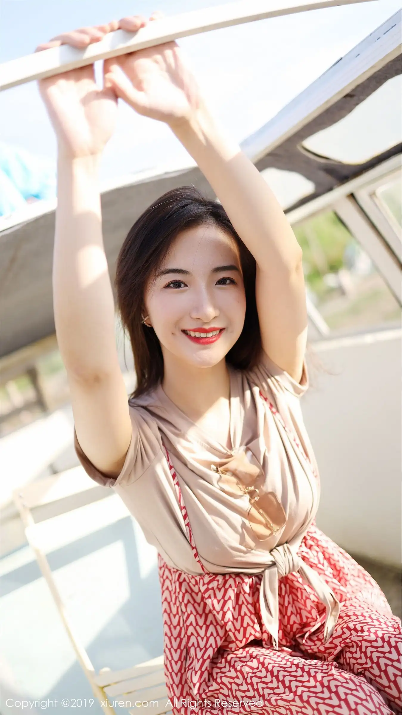 [XIUREN秀人网] 2019.10.11 NO.1718 艺儿拿铁