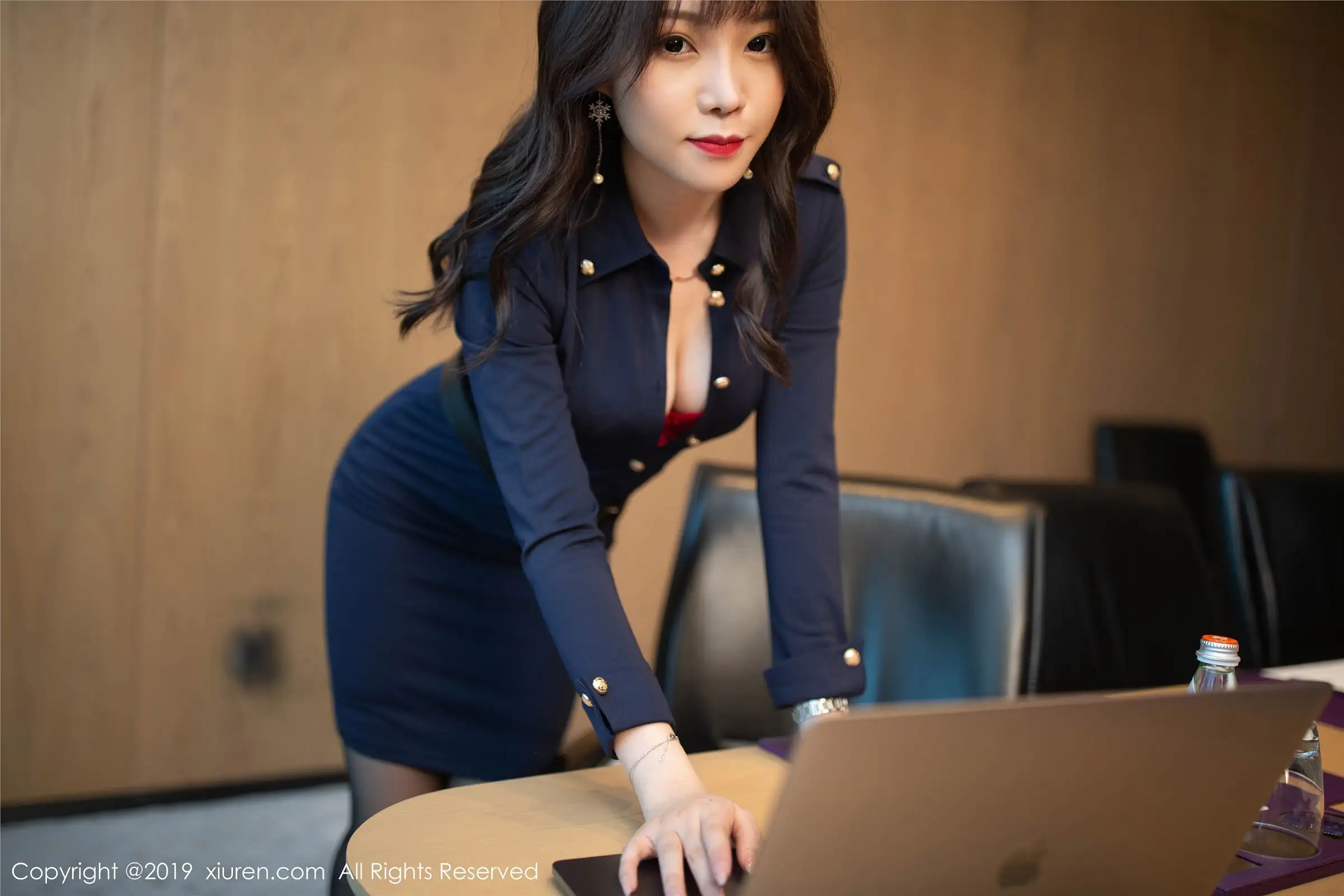 [XIUREN秀人网] 2019.12.10 NO.1839 芝芝Booty