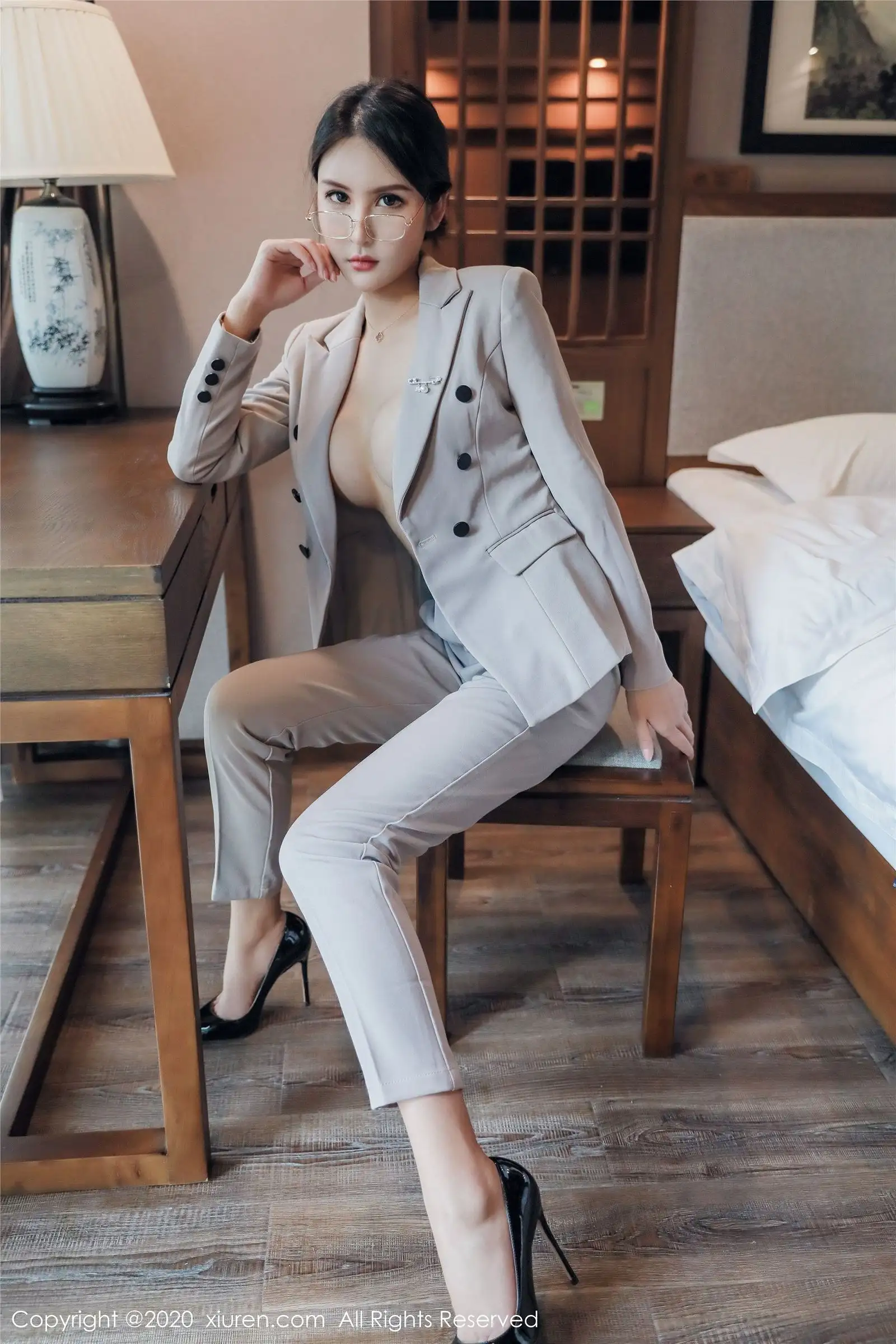 [XIUREN秀人网] 2020.03.25 NO.2098 Emily顾奈奈