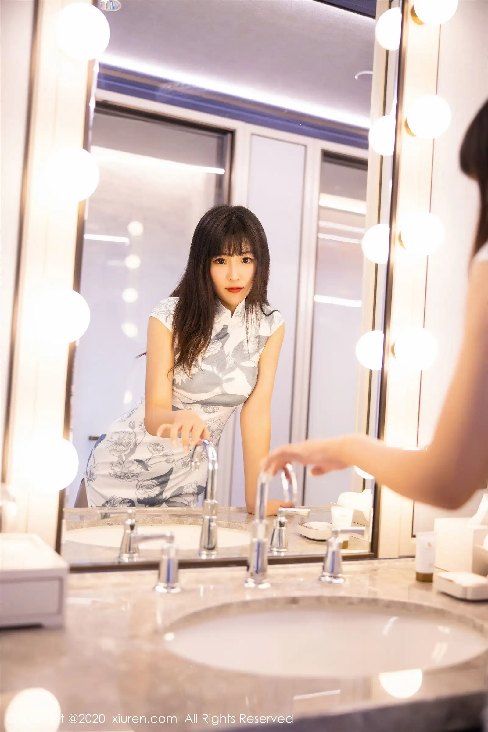[XIUREN秀人网] 2020.05.04 NO.2211 童千艺cara