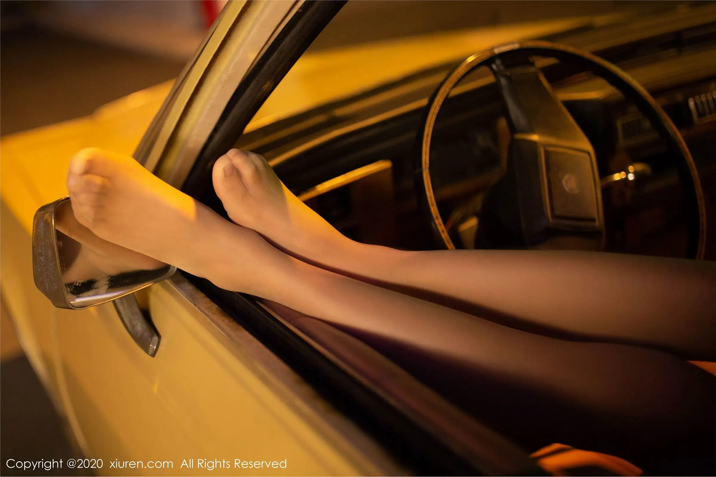 [XIUREN秀人网] 2020.05.06 NO.2222 陆萱萱