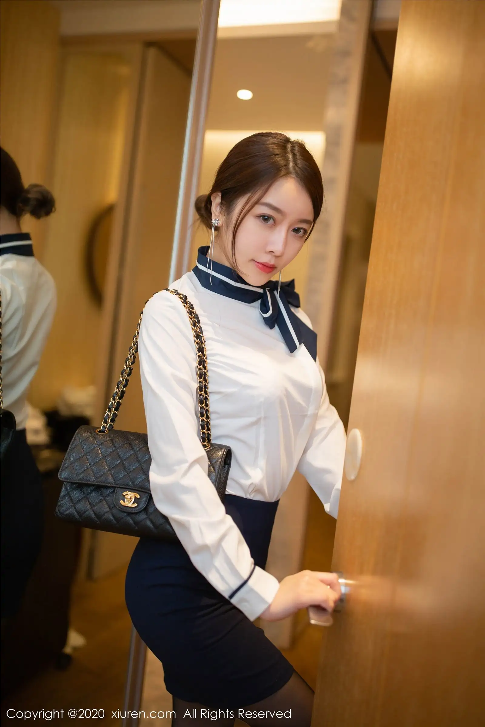 [XIUREN秀人网] 2020.05.20 NO.2267 开档黑丝 夏诗雯Sally