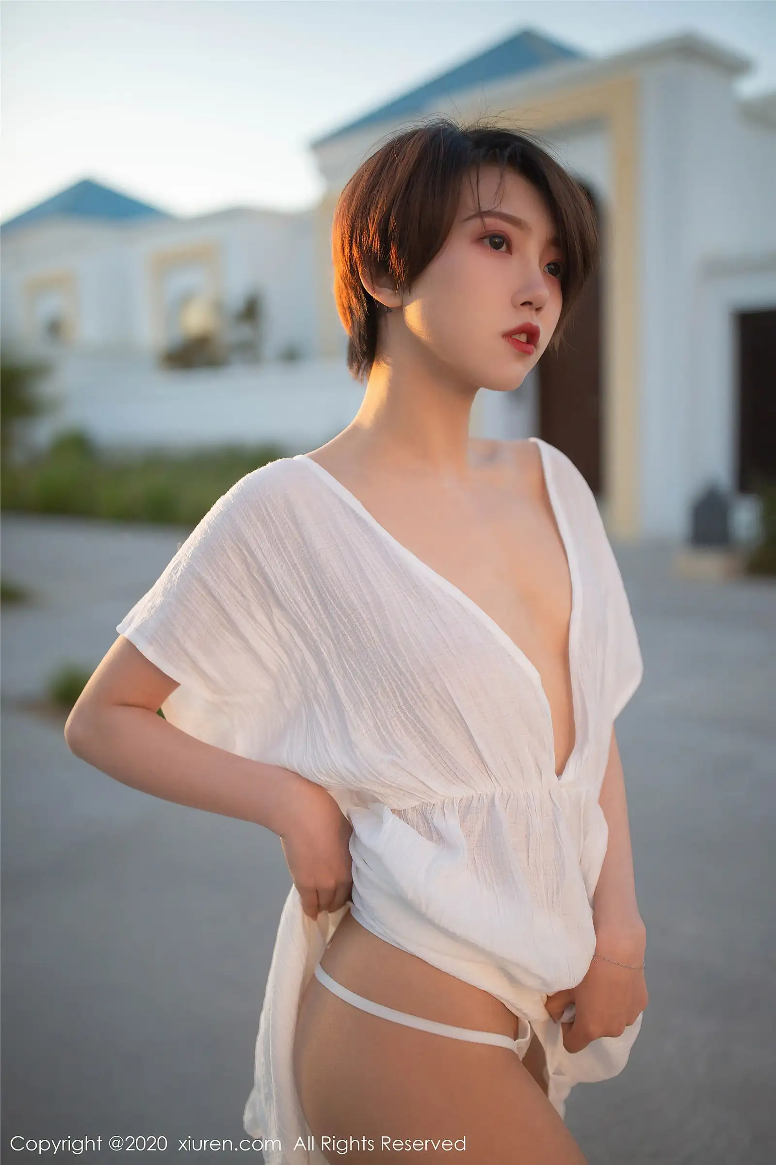 [XIUREN秀人网] 2020.08.04 NO.2405 冯木木LRIS