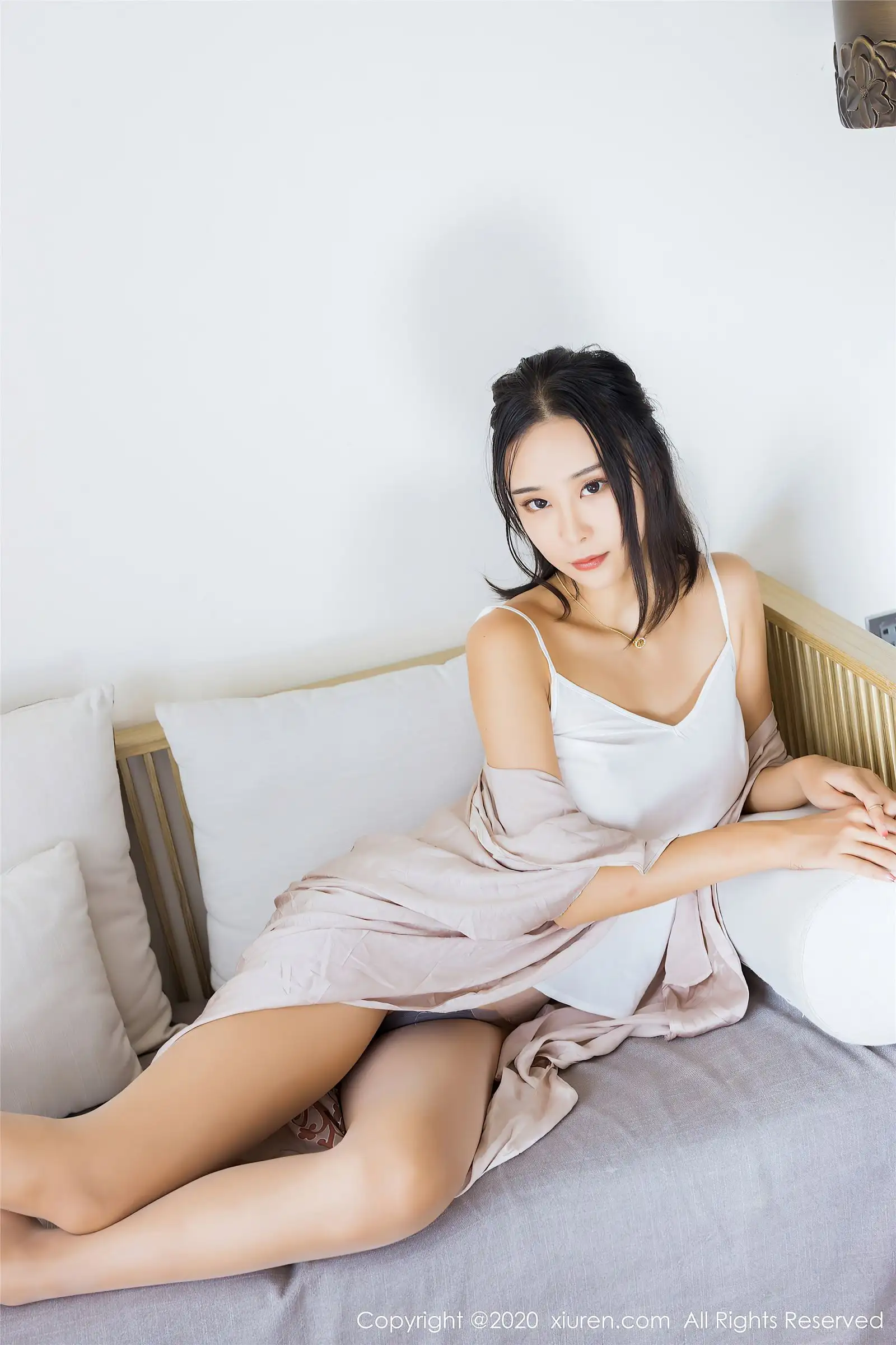 [XIUREN秀人网] 2020.08.11 NO.2426 蓝夏 Akasha