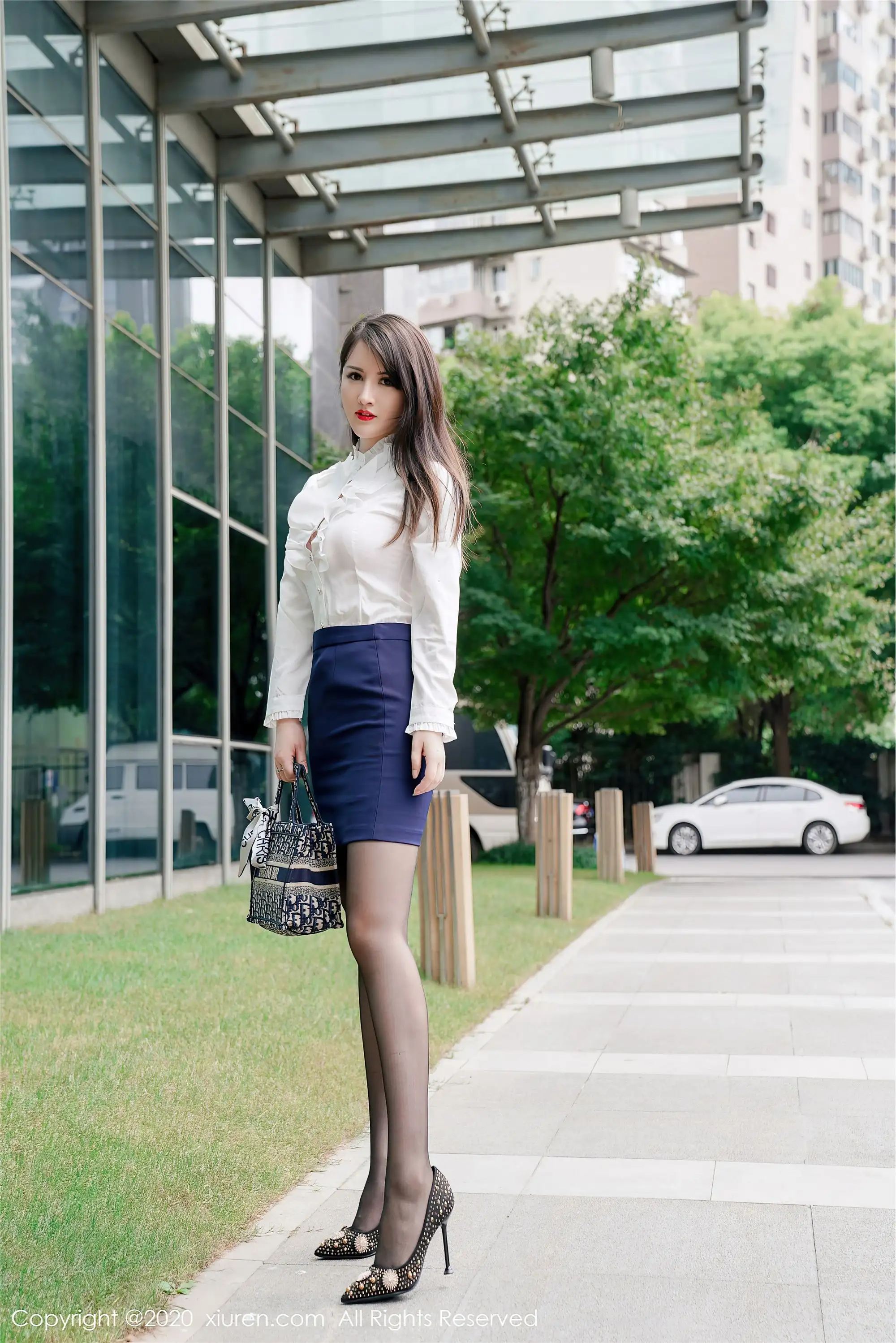 [XIUREN秀人网] 2020.08.13 NO.2437 诗诗kiki