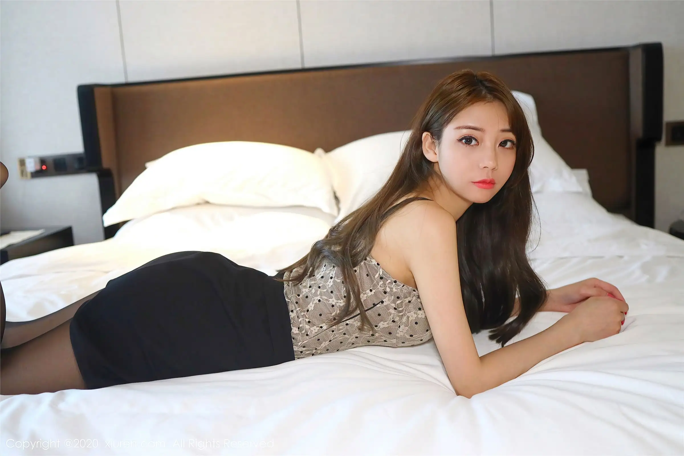 [XIUREN秀人网] 2020.10.15 NO.2657 佘贝拉bella