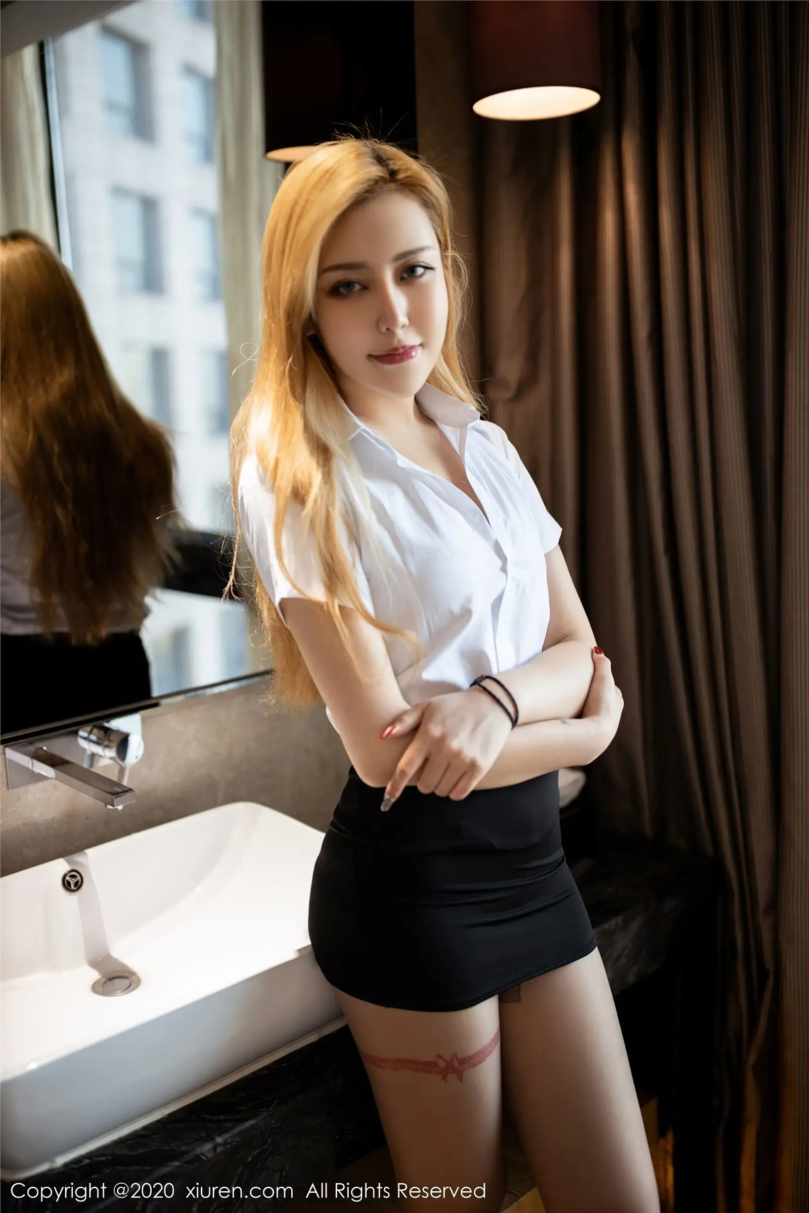 [XIUREN秀人网] 2020.10.22 NO.2685 徐安冉miki