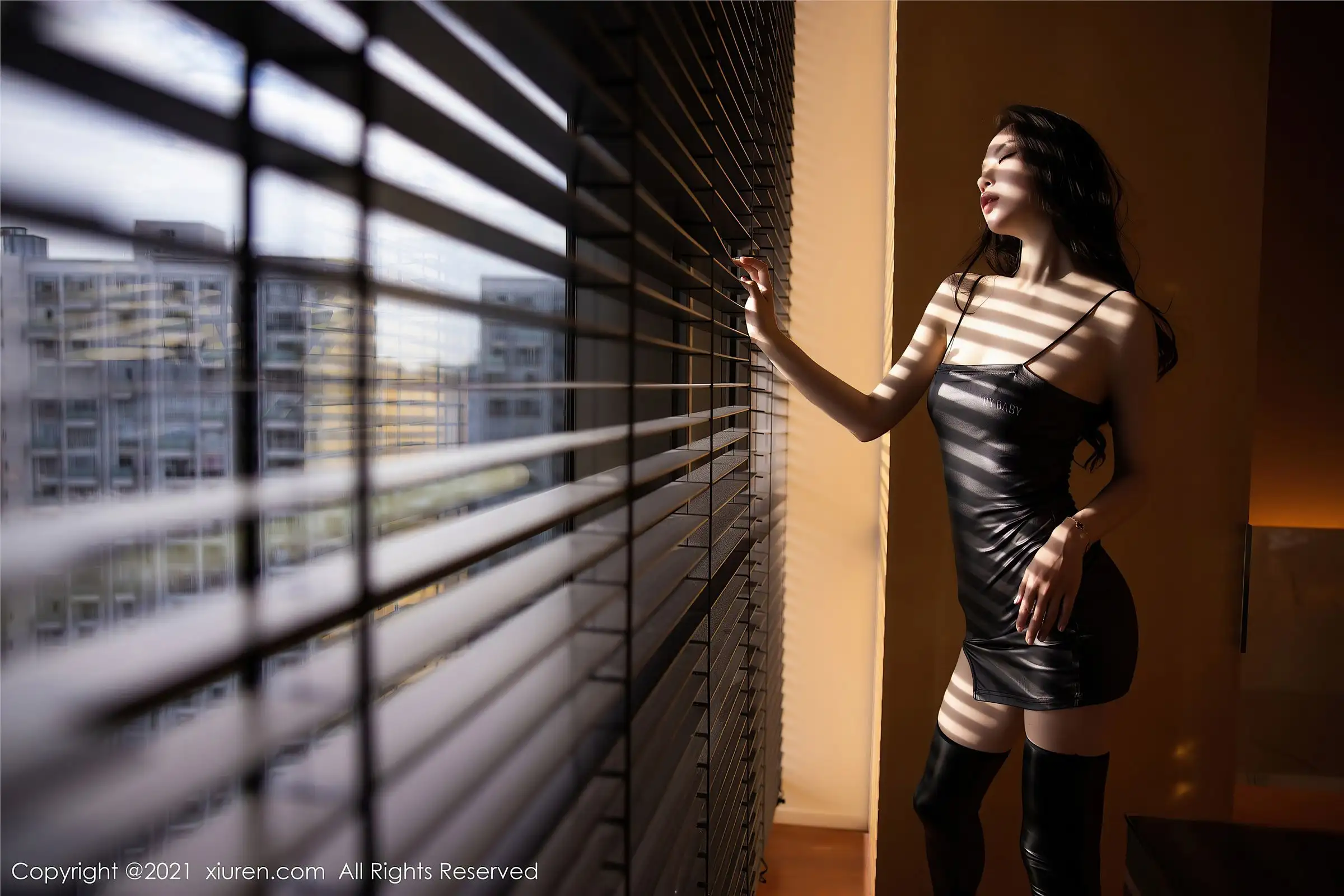 [XIUREN秀人网] 2021.02.18 NO.3104 梦心月 高挑 皮裙