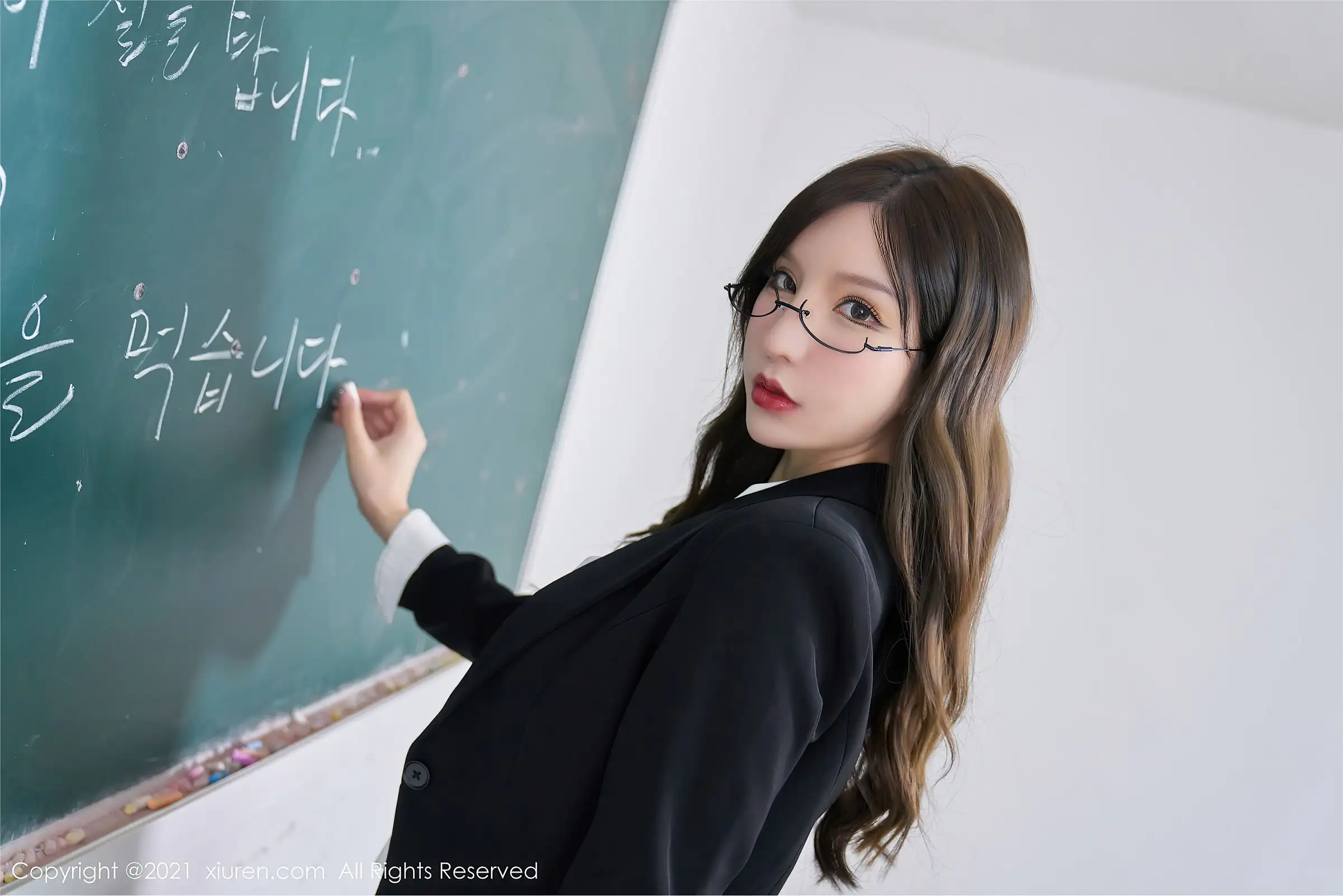 [XIUREN秀人网] 2021.07.09 NO.3650 周于希Sandy