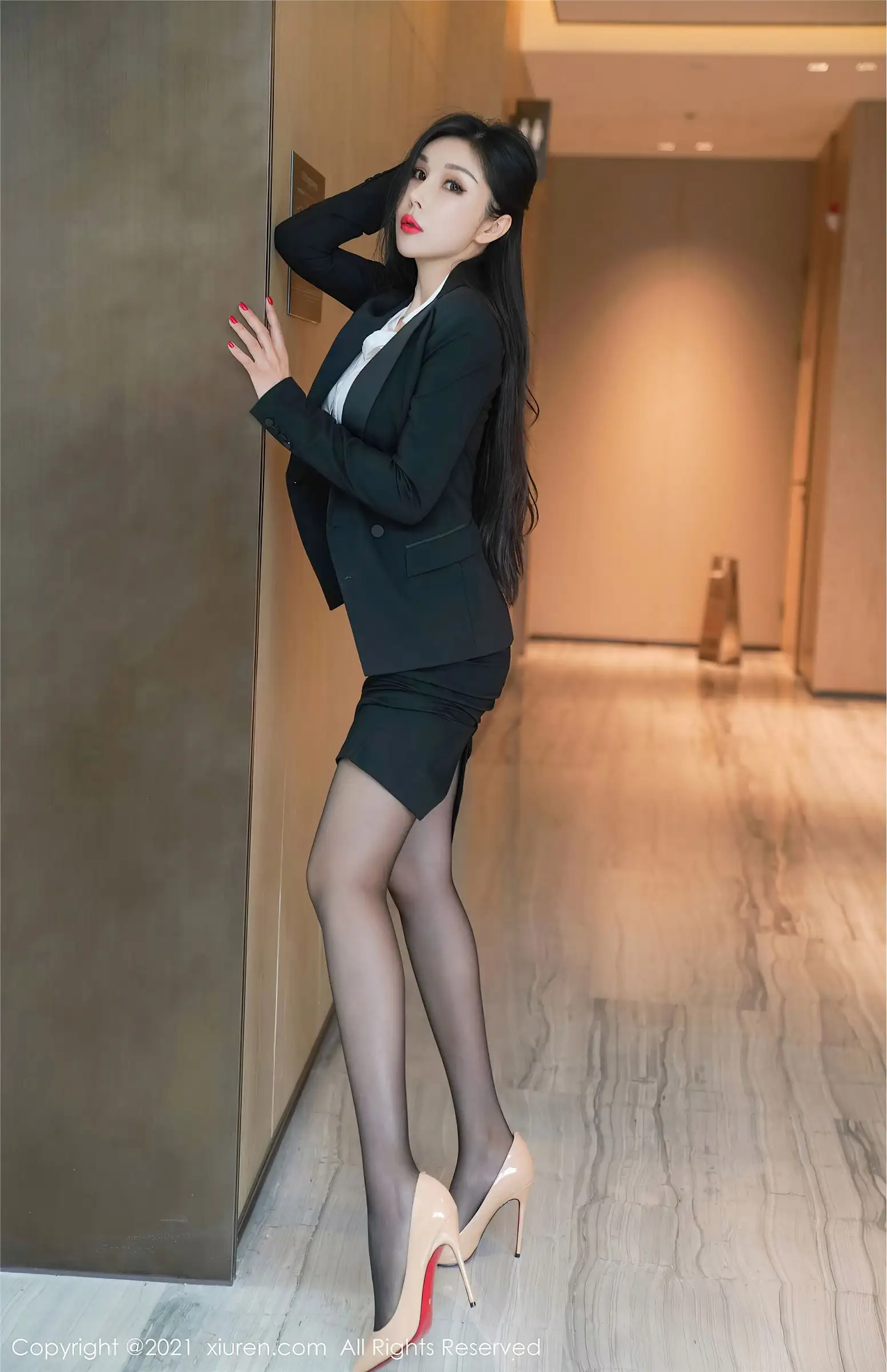 [XIUREN秀人网] 2021.07.15 NO.3672 田冰冰