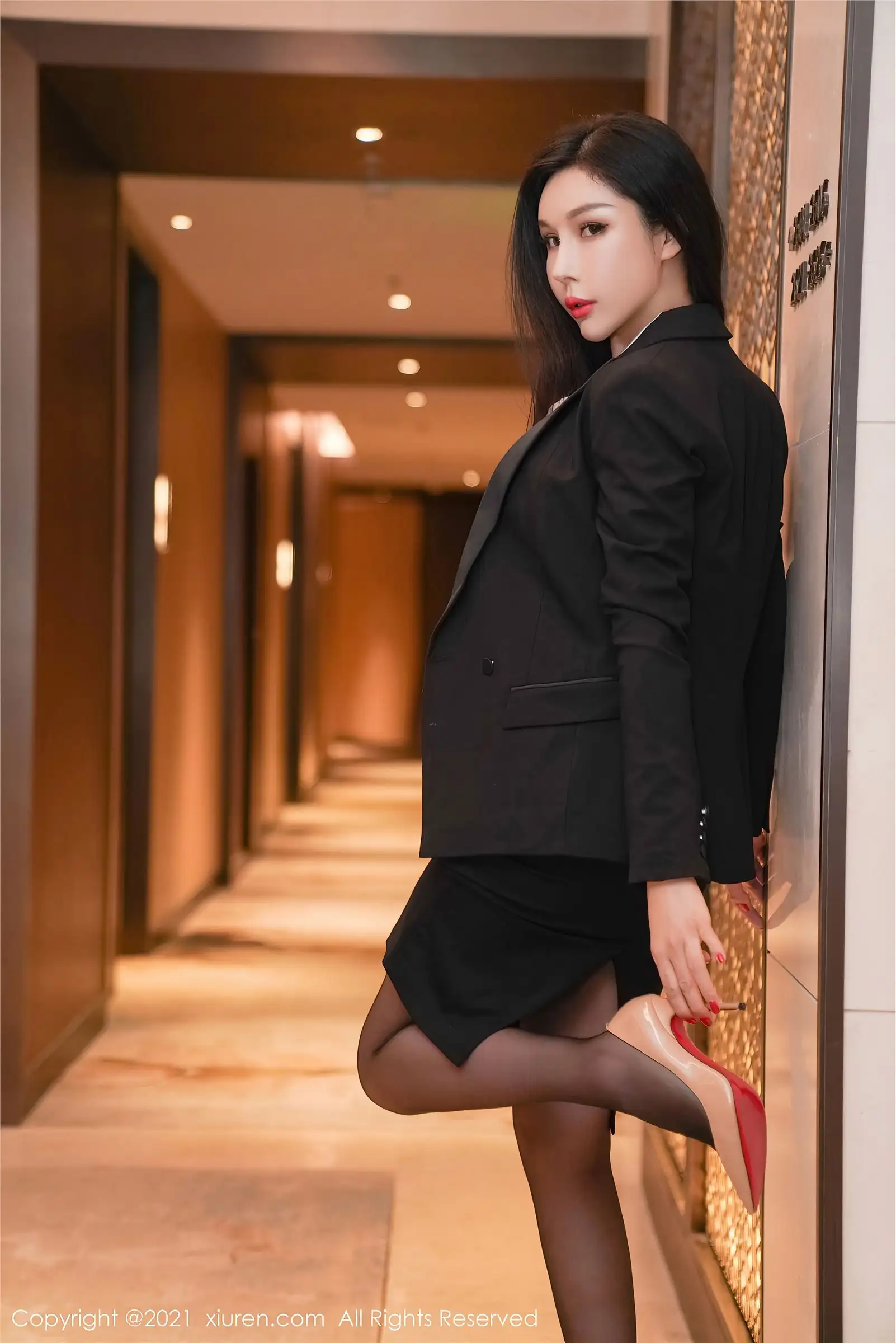 [XIUREN秀人网] 2021.07.15 NO.3672 田冰冰