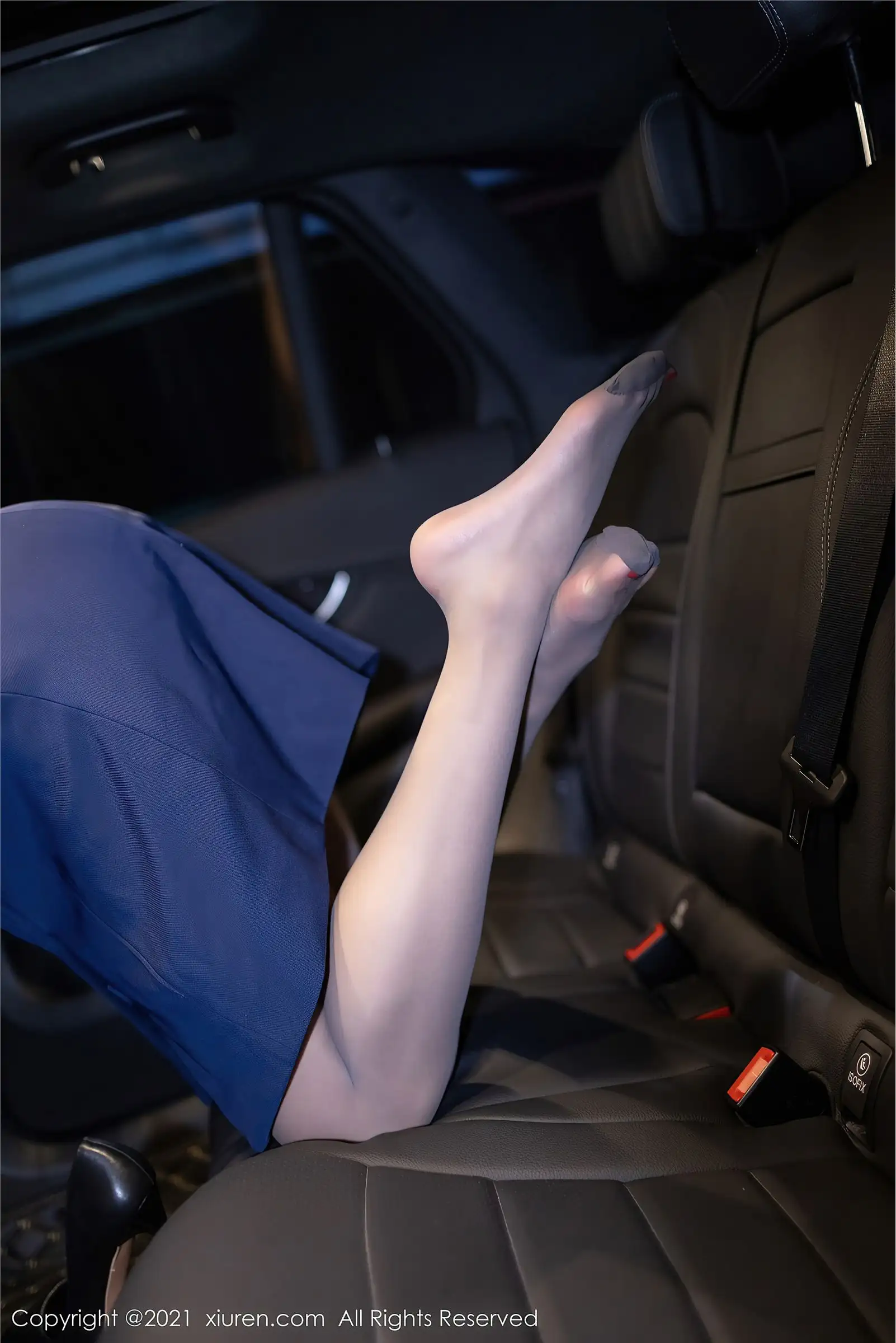 [XIUREN秀人网] 2021.07.27 NO.3717 文芮jeninfer