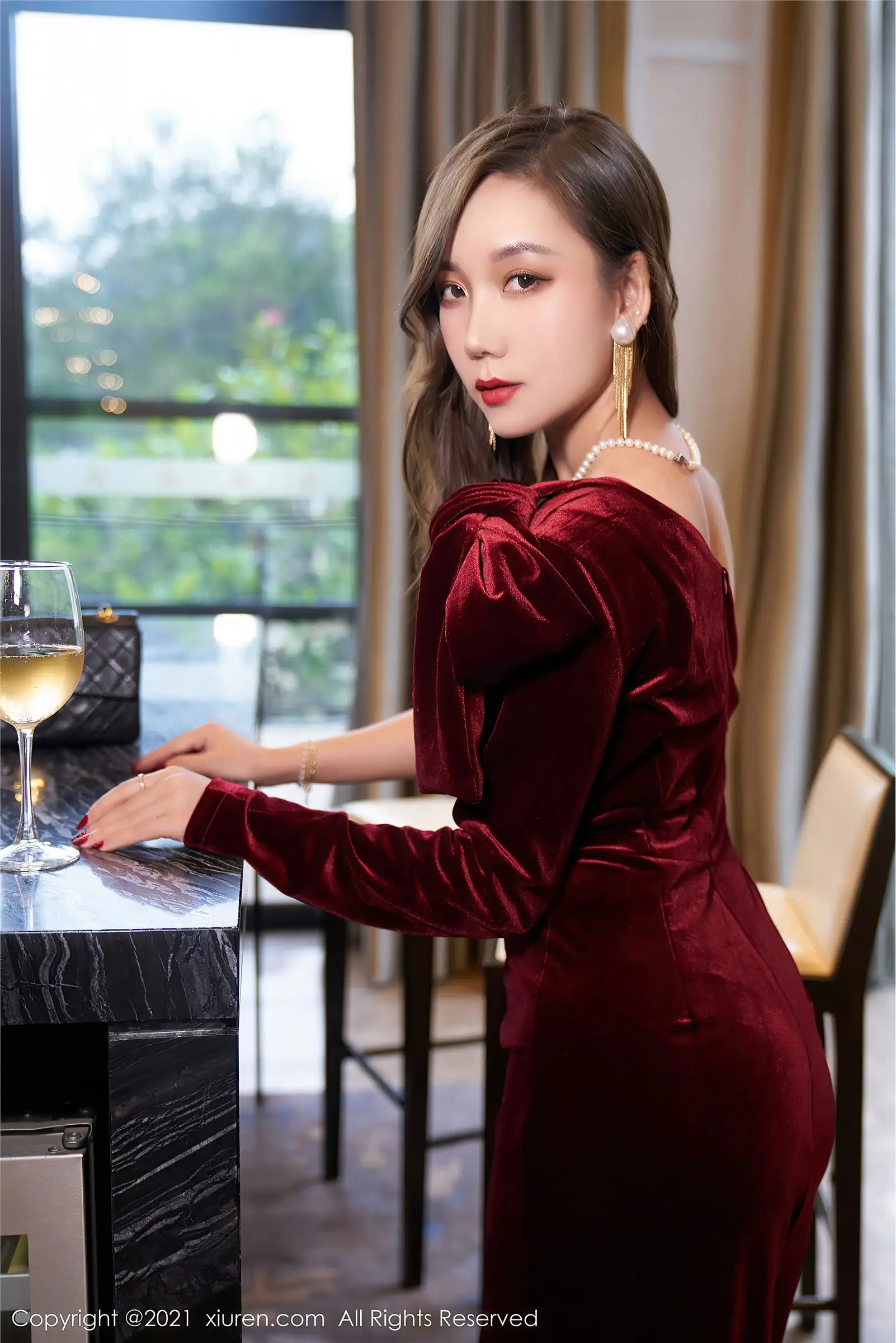 [XIUREN秀人网] 2021.08.17 NO.3807 艾静香