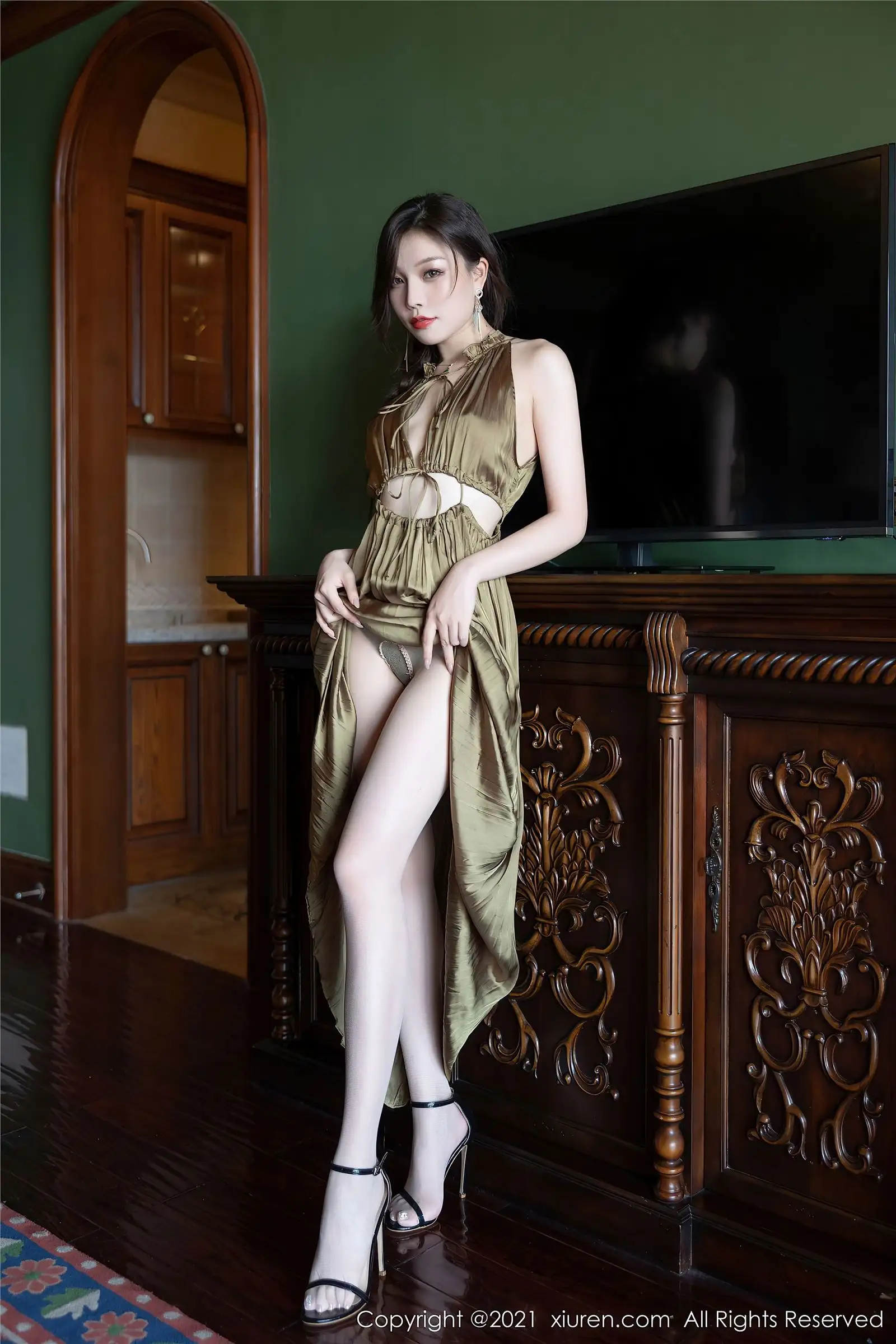 [XIUREN秀人网] 2021.08.23 NO.3837 芝芝Booty