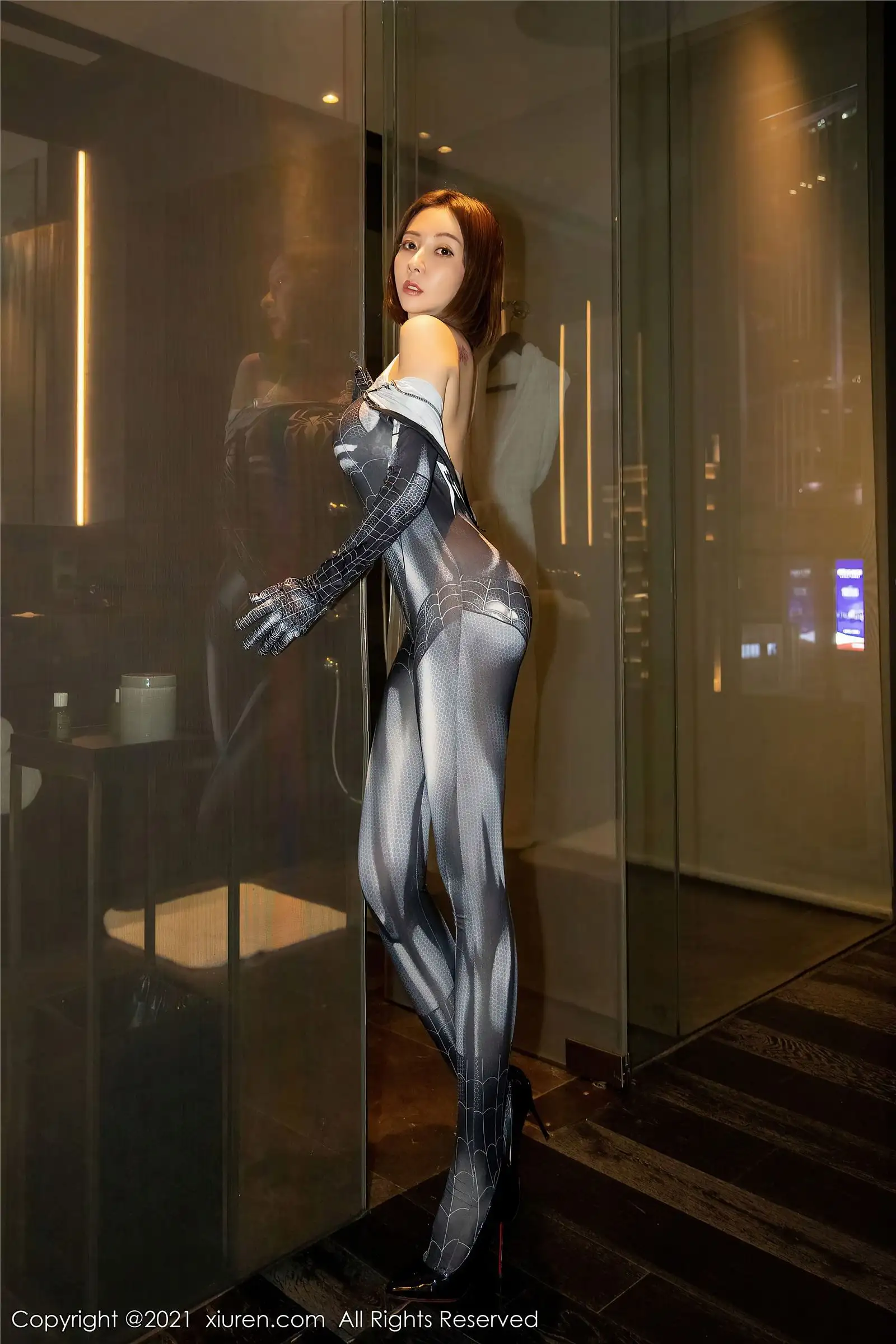[XIUREN秀人网] 2021.08.30 NO.3869 果儿Victoria