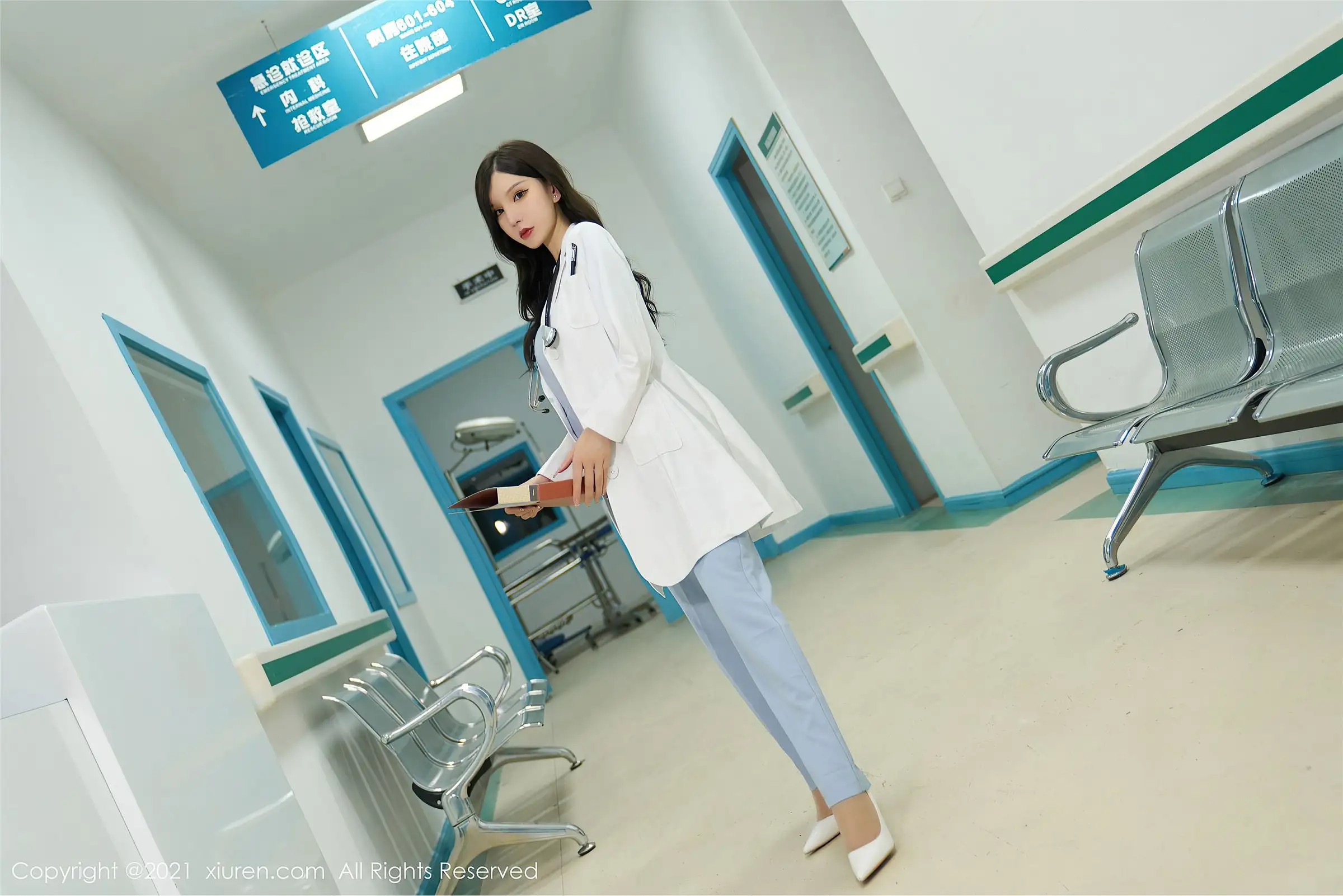 [XIUREN秀人网] 2021.09.30 NO.4027 周于希Sandy