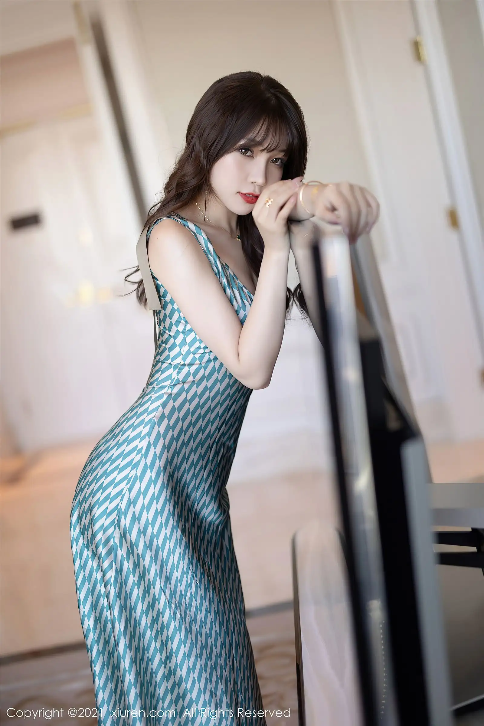 [XIUREN秀人网] 2021.10.14 NO.4069 芝芝Booty