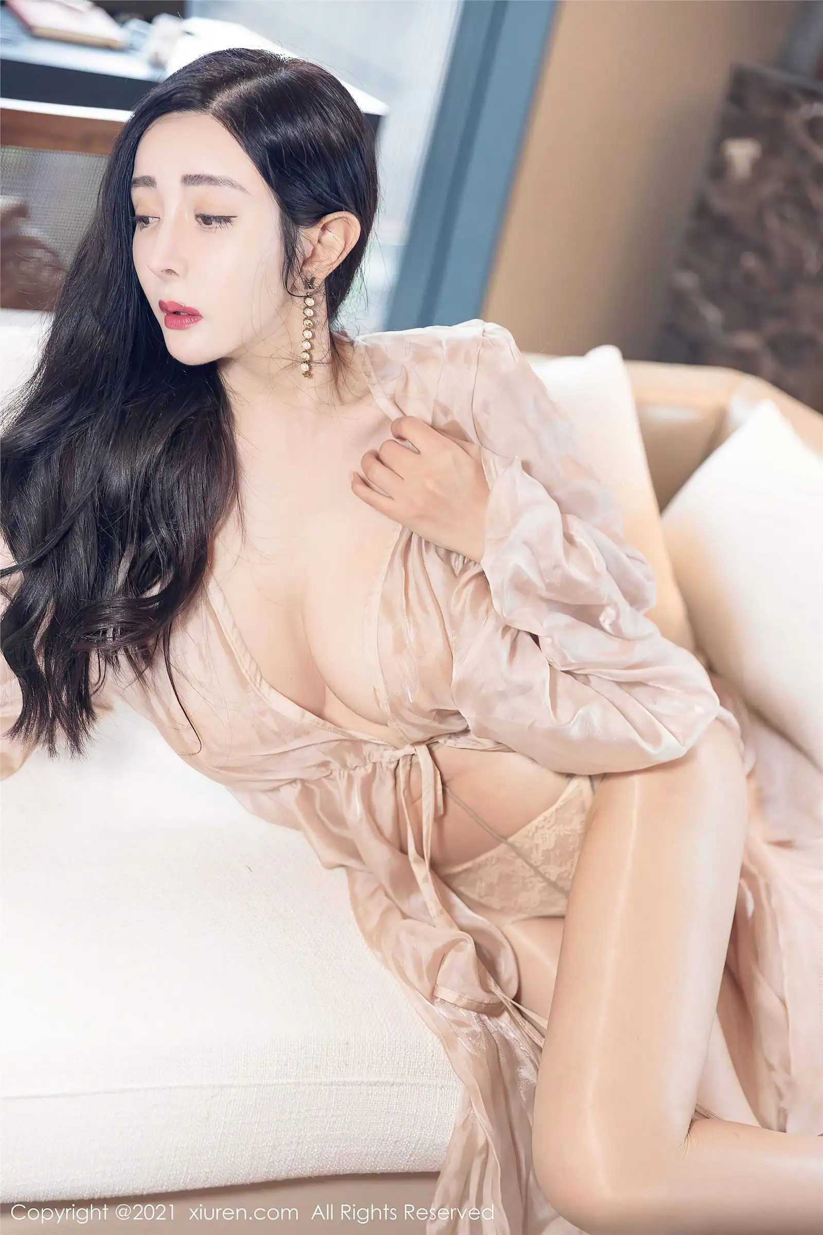 [XIUREN秀人网] 2021.10.27 NO.4129 允爾