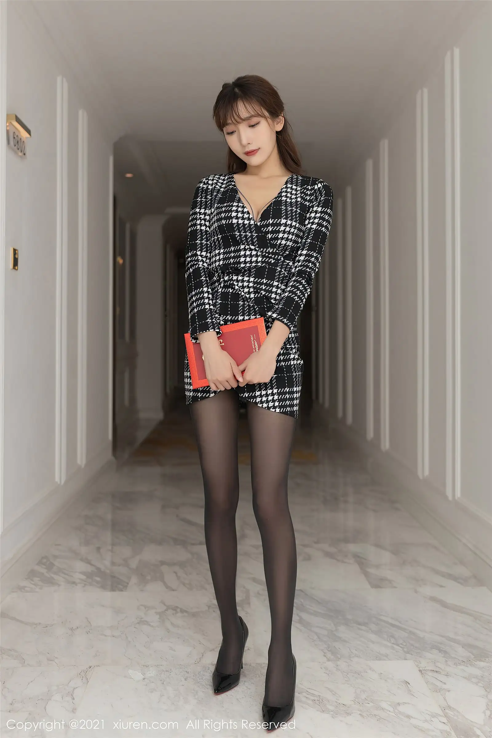 [XIUREN秀人网] 2021.12.02 NO.4292 陆萱萱