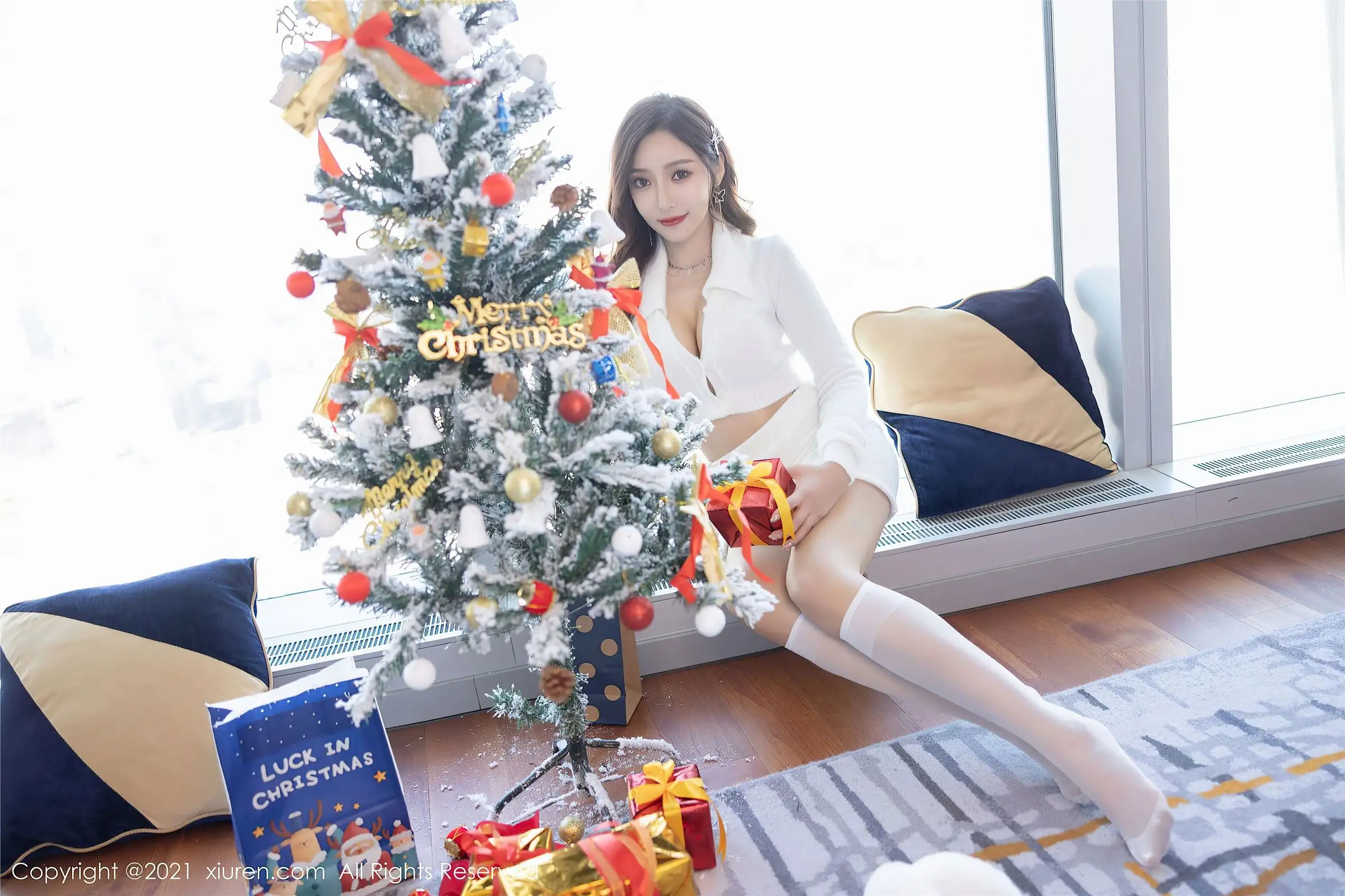 [XIUREN秀人网] 2021.12.20 NO.4359 王馨瑶yanni