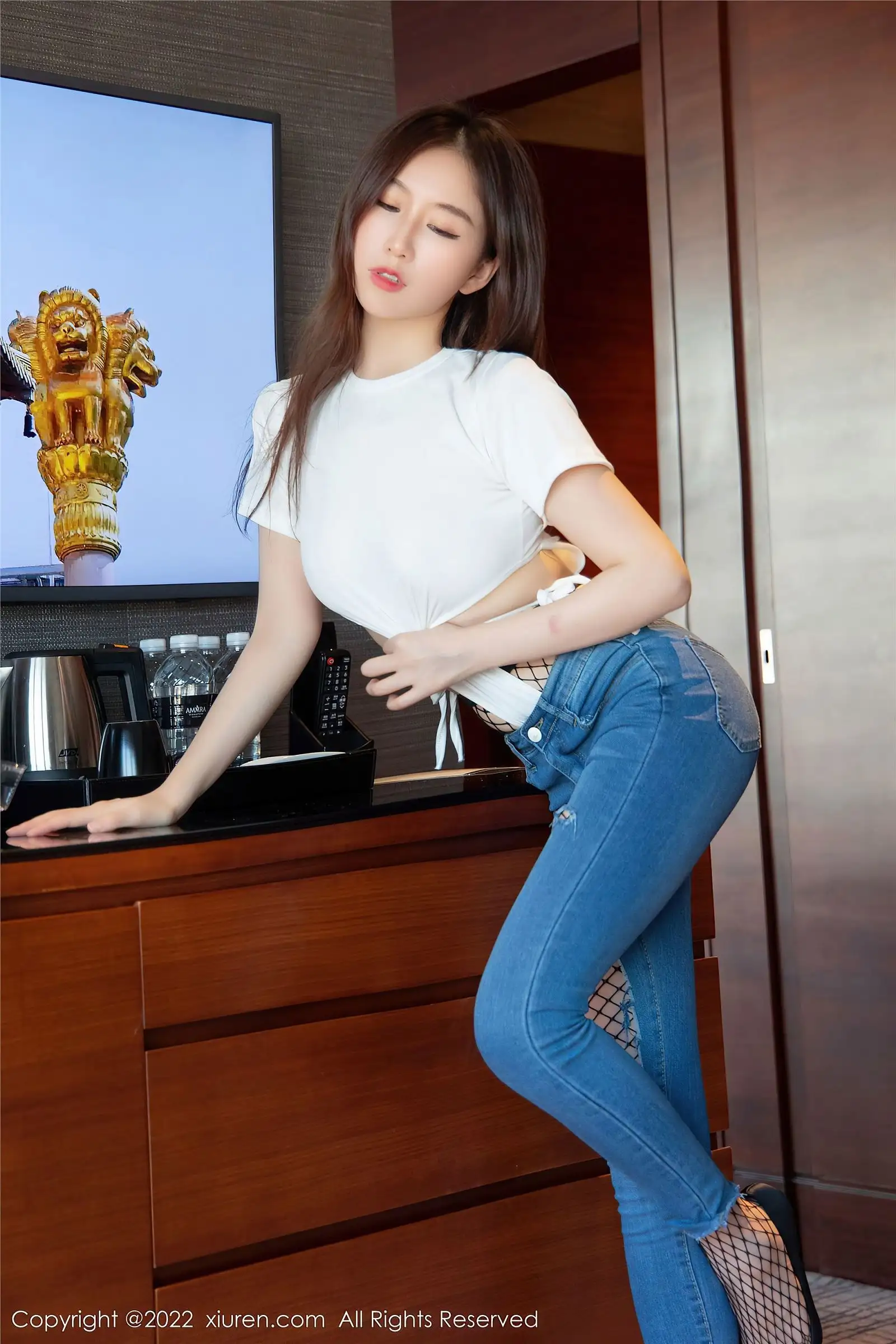 [XIUREN秀人网] 2022.01.19 NO.4481 月音瞳