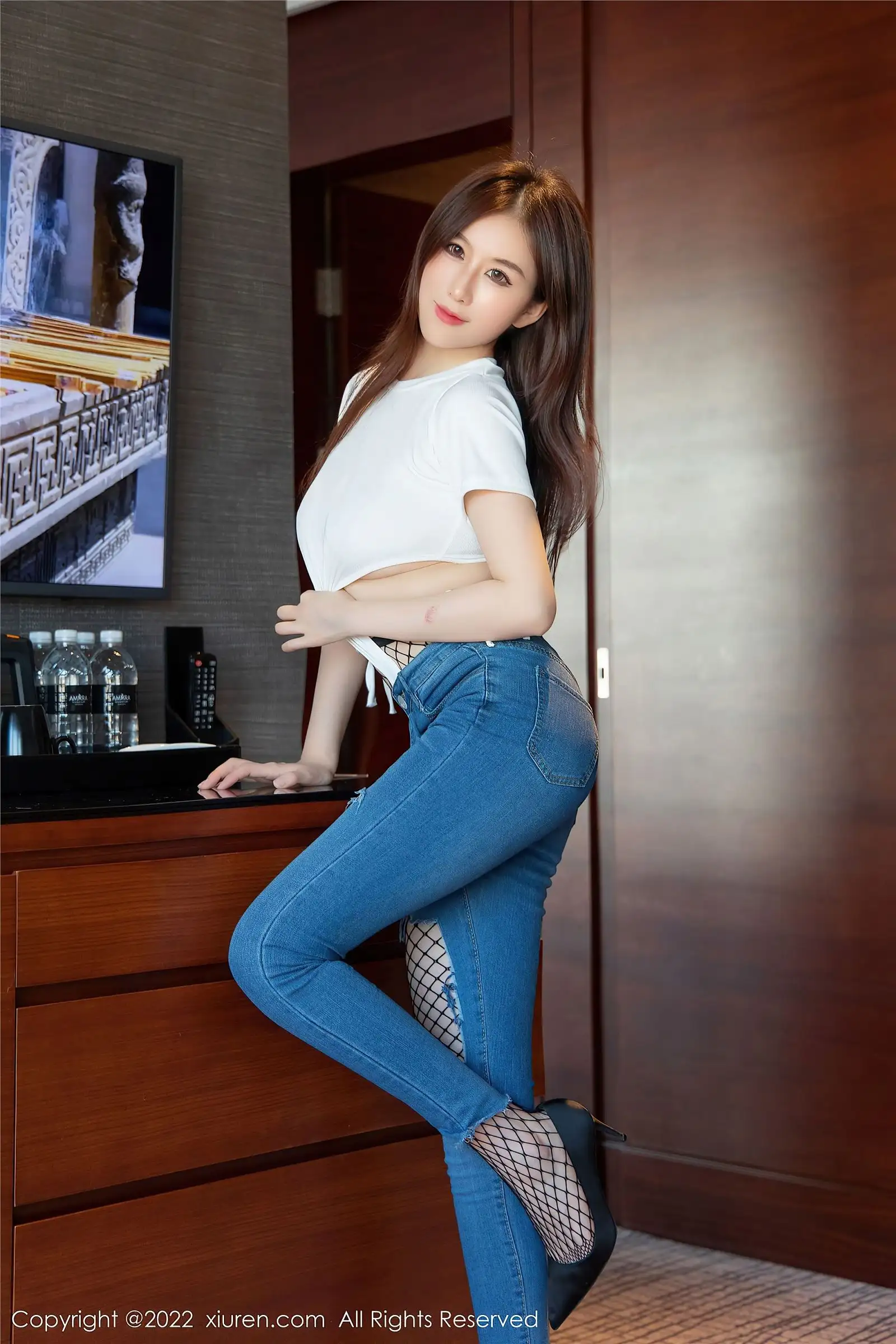 [XIUREN秀人网] 2022.01.19 NO.4481 月音瞳