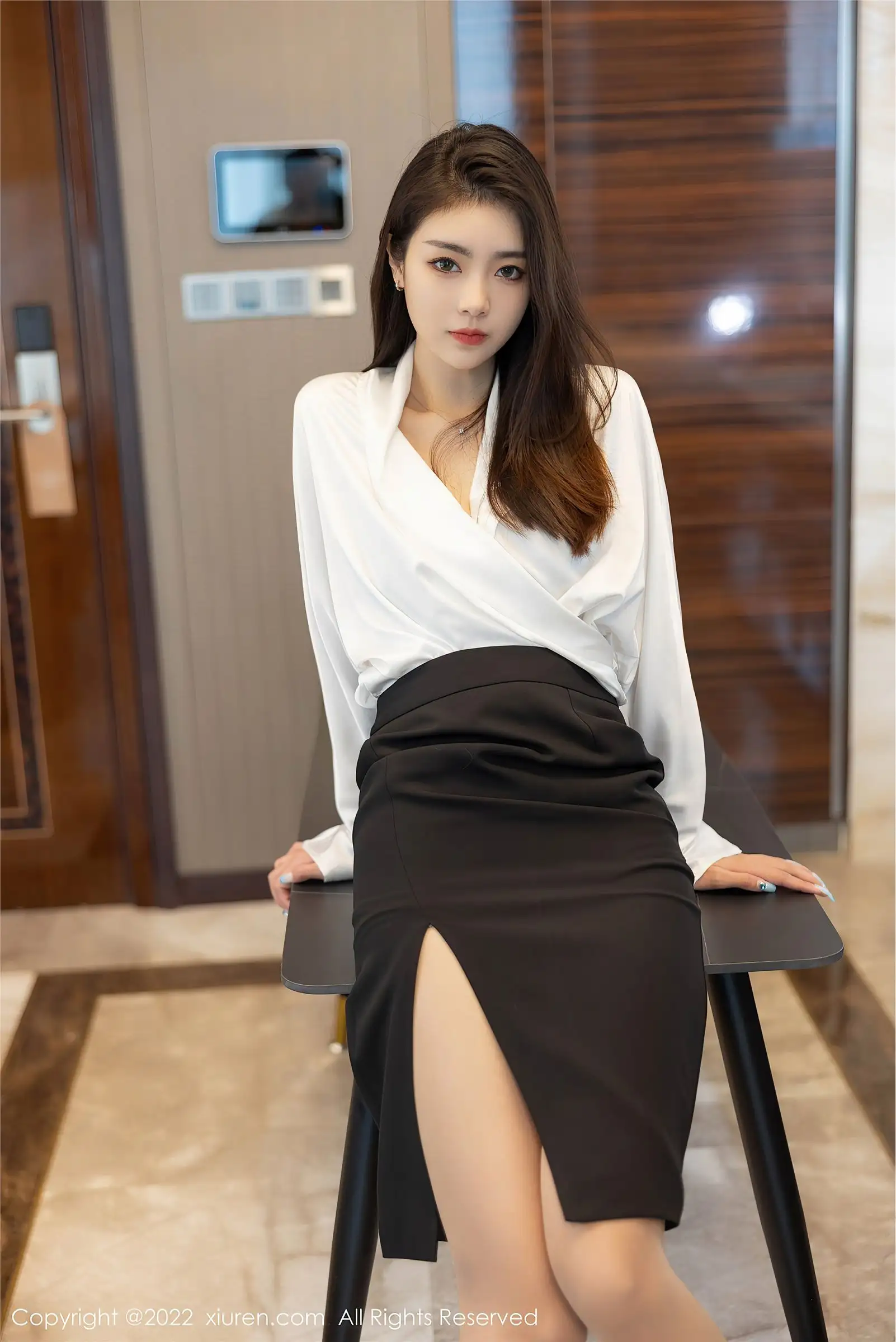 [XIUREN秀人网] 2022.04.14 NO.4869 可樂Vicky