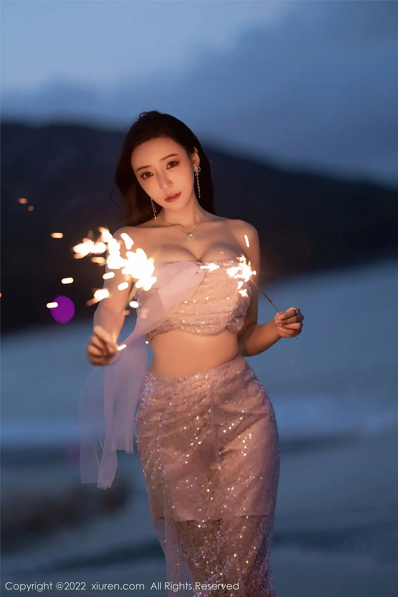 [XIUREN秀人网] 2022.06.17 NO.5161 王馨瑶yanni