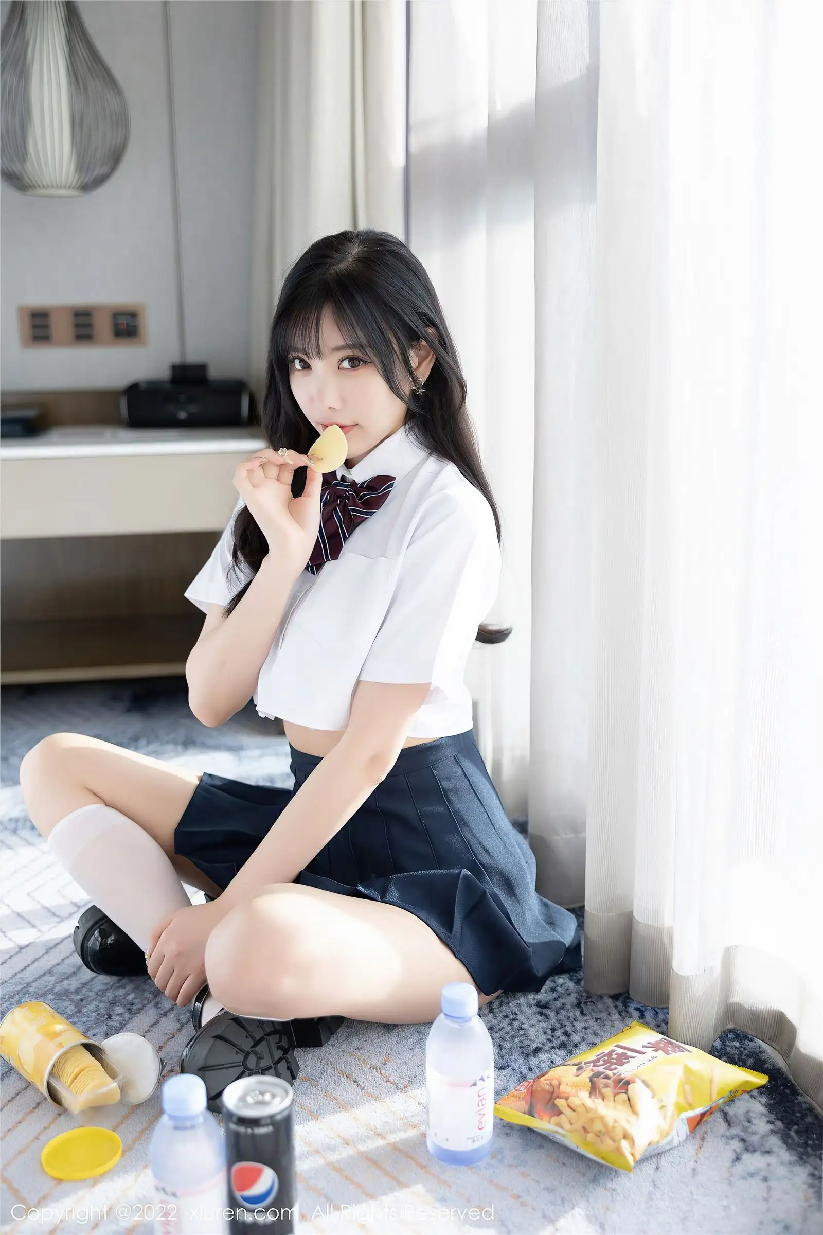 [XIUREN秀人网] 2022.07.26 NO.5338 杨晨晨Yome 制服美臀