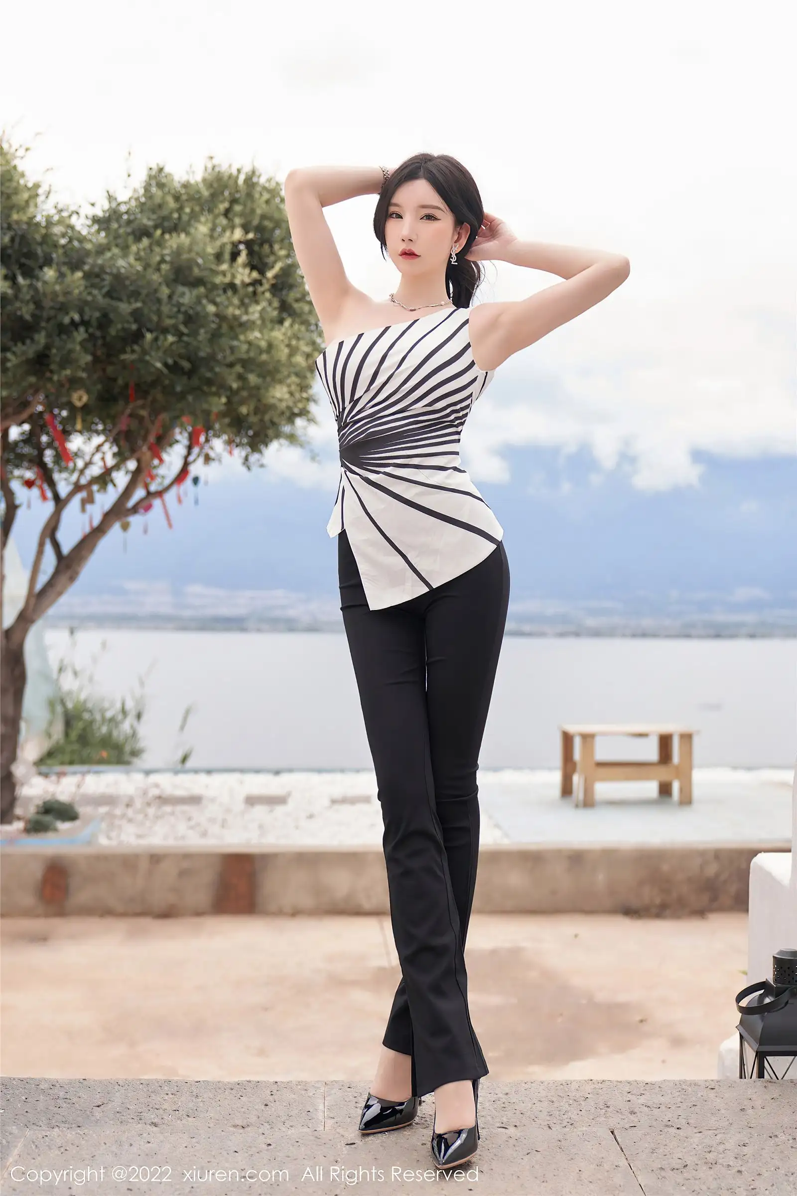 [XIUREN秀人网] 2022.07.29 NO.5361 周于希Sally