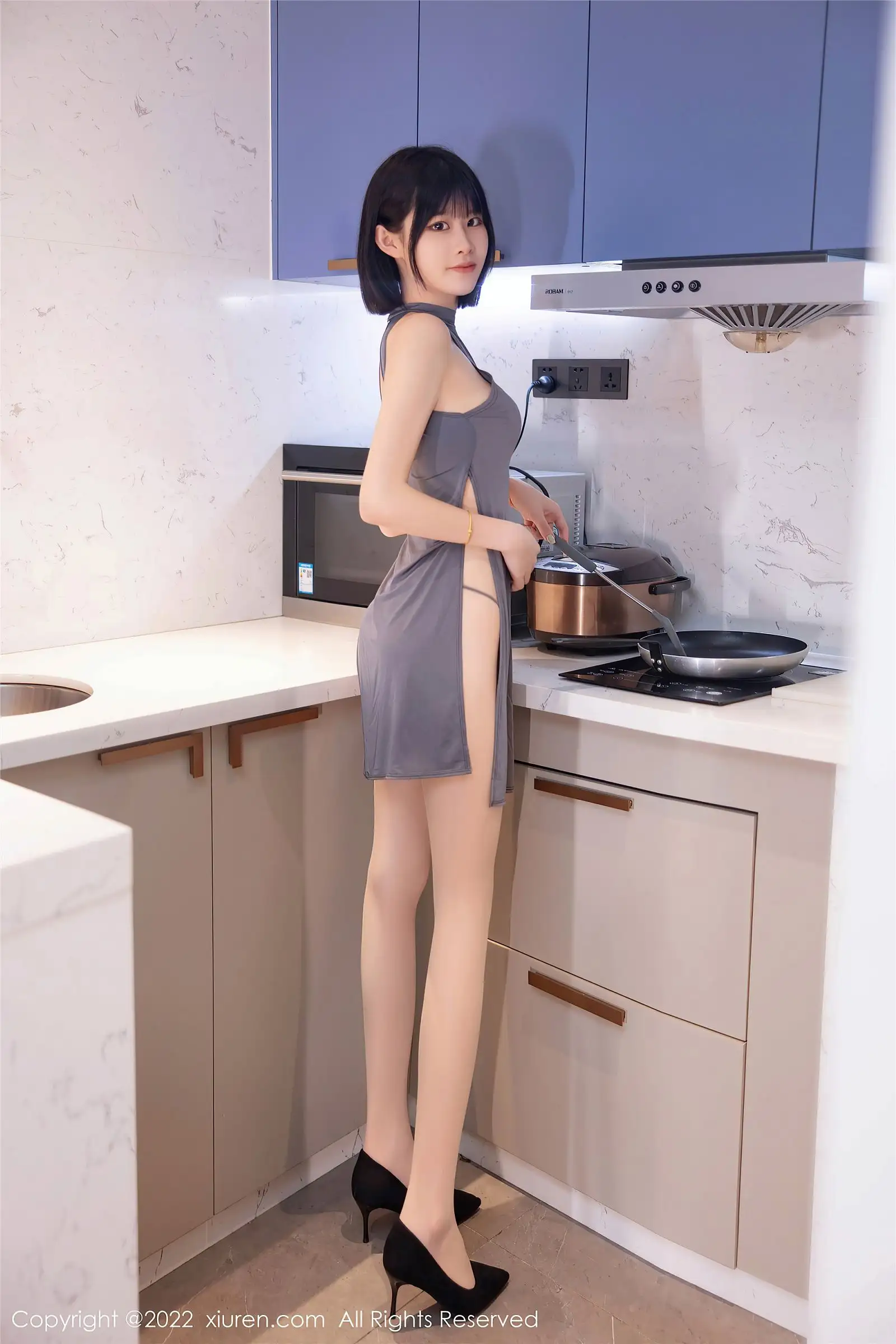 [XIUREN秀人网] 2022.08.24 NO.5482 77qiqi