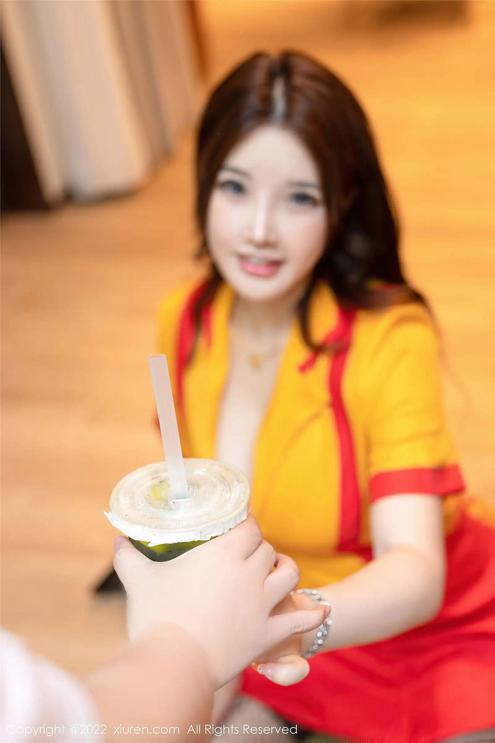 [XIUREN秀人网] 2022.08.29 NO.5509 小海臀Rena