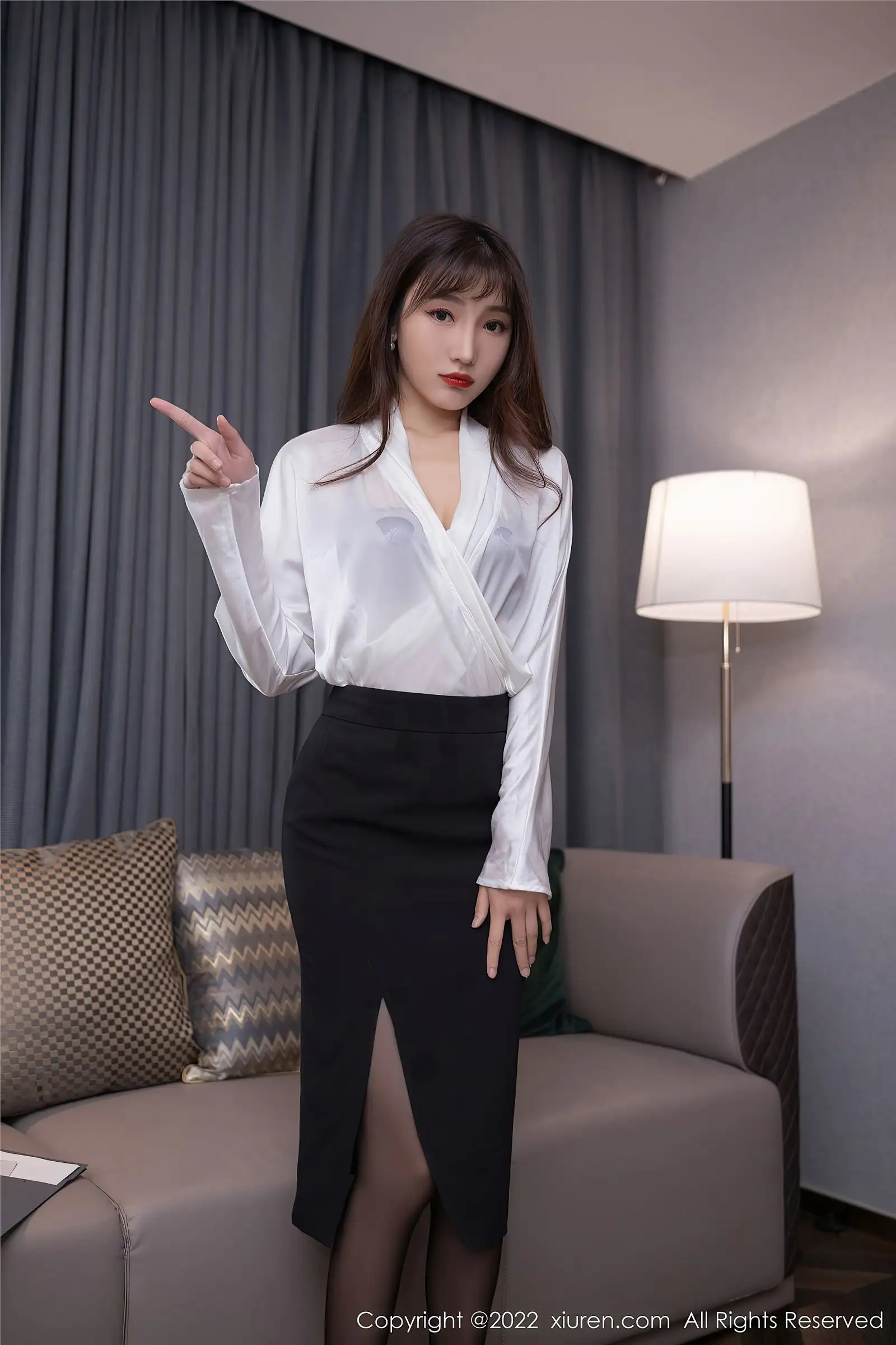 [XIUREN秀人网] 2022.09.08 NO.5564 陆萱萱