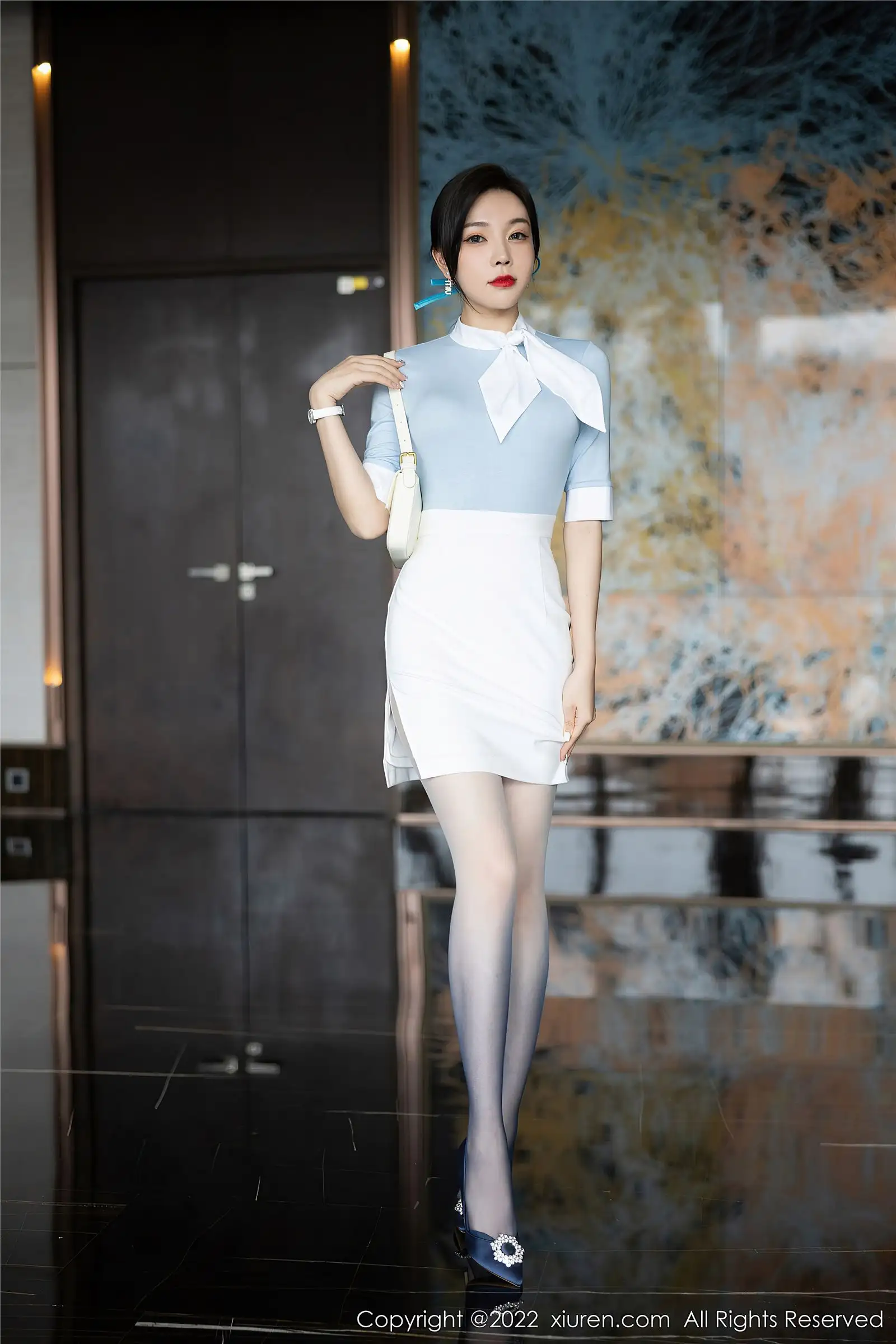 [XIUREN秀人网] 2022.09.26 NO.5643 徐莉芝Booty